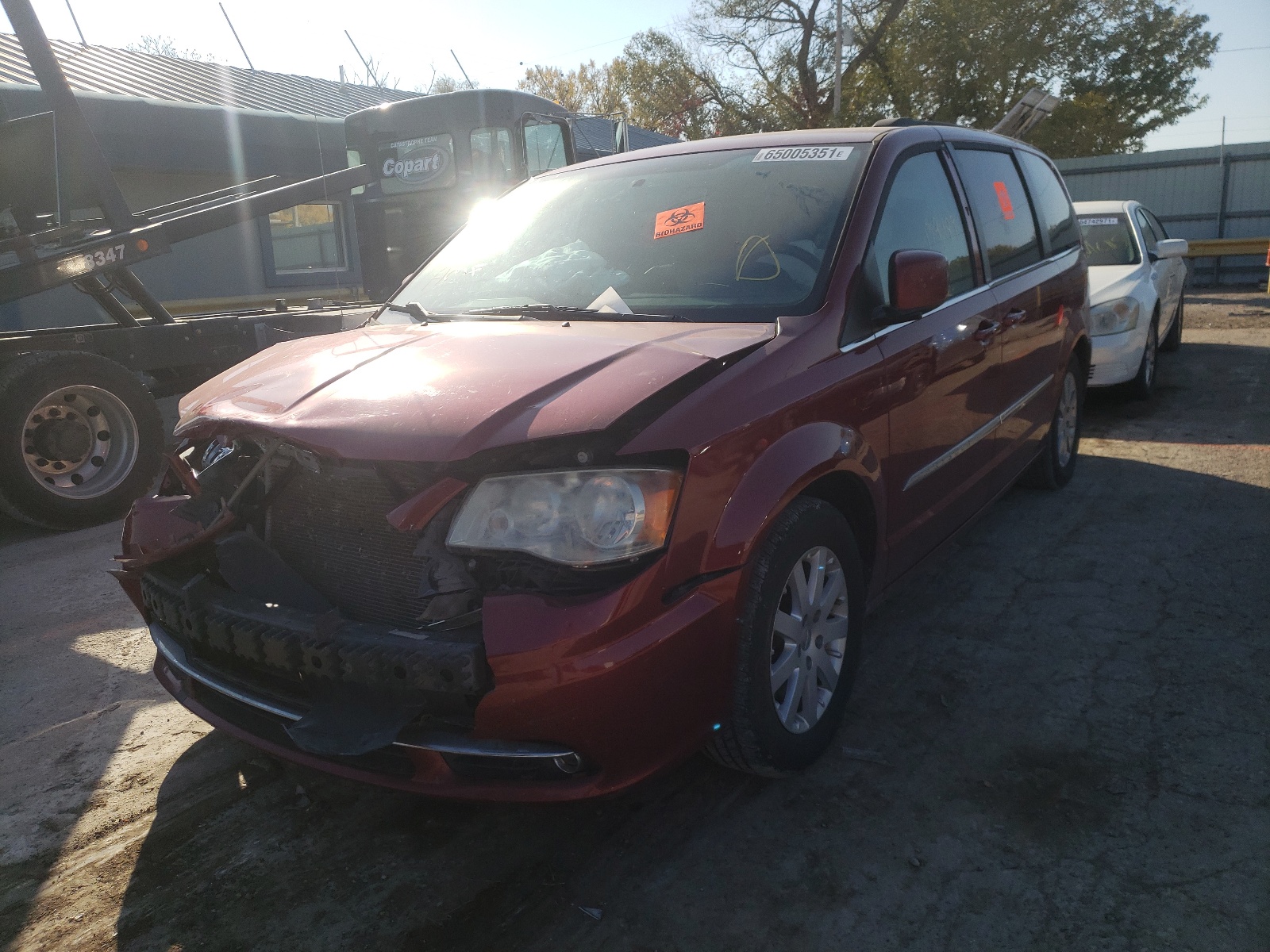 Photo 2 from auction – 2013 CHRYSLER TOWN & COU with VIN 2C4RC1BG2DR805864