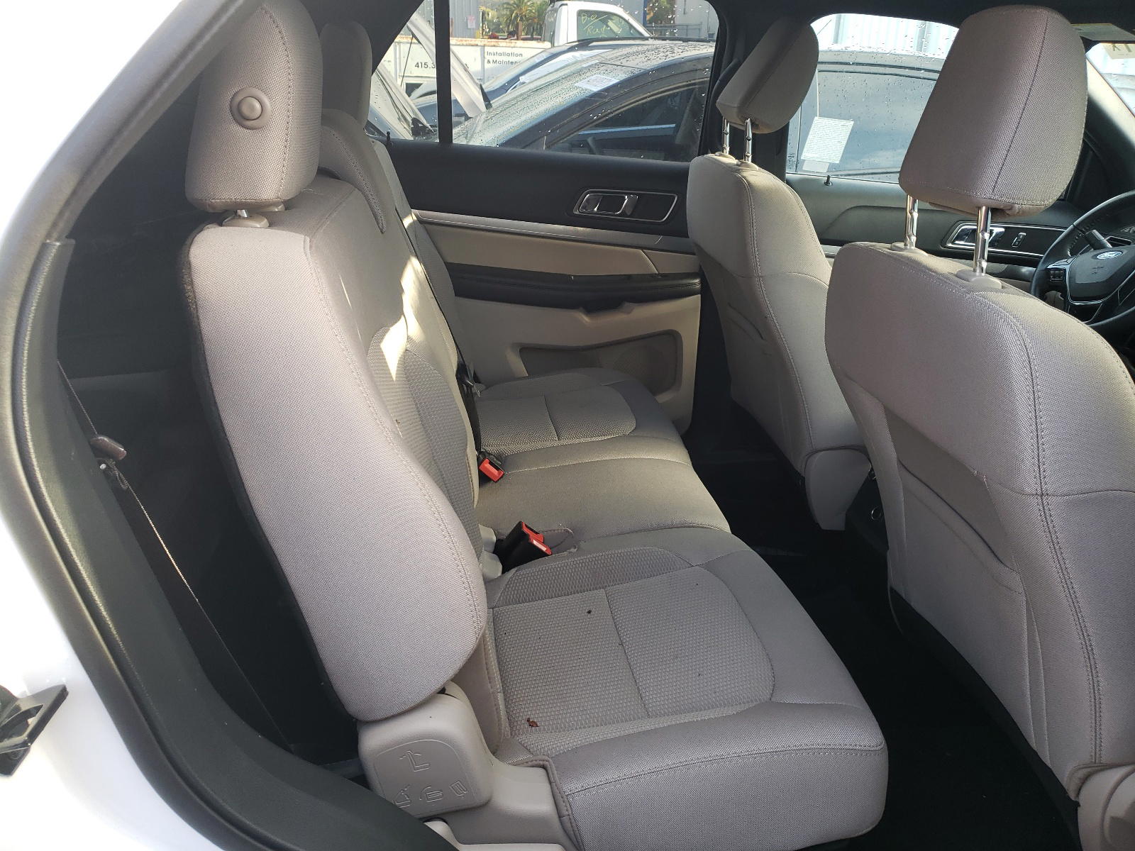 Photo 6 from auction – 2019 FORD EXPLORER X with VIN 1FM5K7D83KGB09664