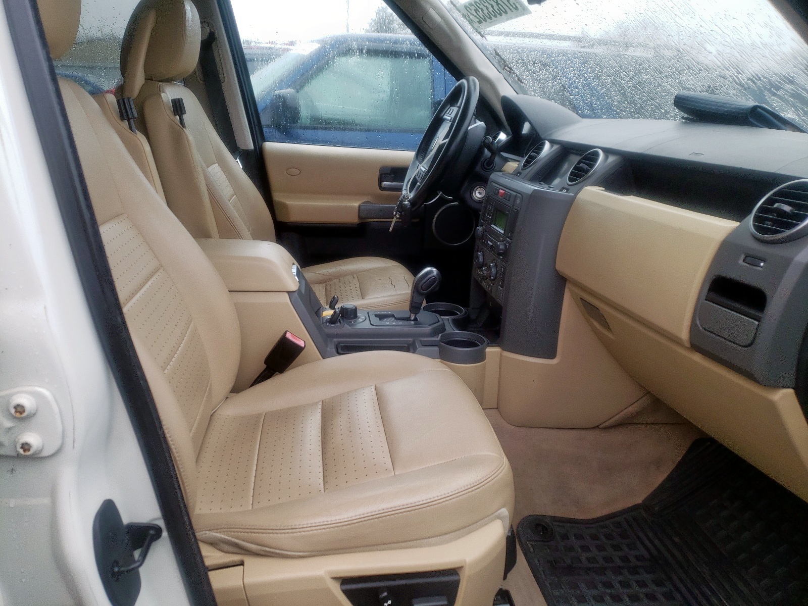 Photo 5 from auction – 2007 LAND ROVER LR3 HSE with VIN SALAG25417A426655