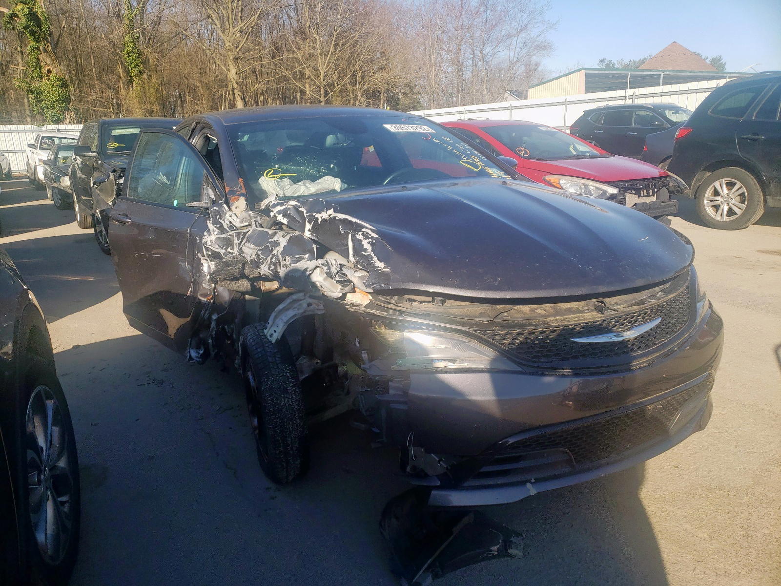 CHRYSLER 200 S 2015 with VIN 1C3CCCDG5FN523155 - Photo from auction