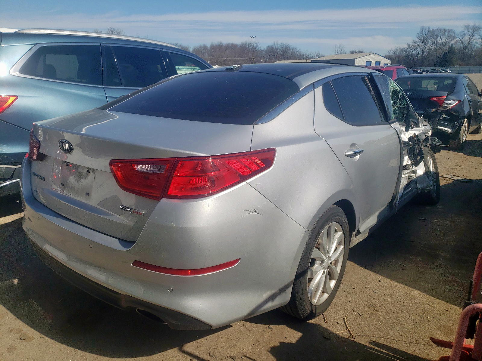 Photo 4 from auction – 2015 KIA OPTIMA EX with VIN 5XXGN4A77FG437990