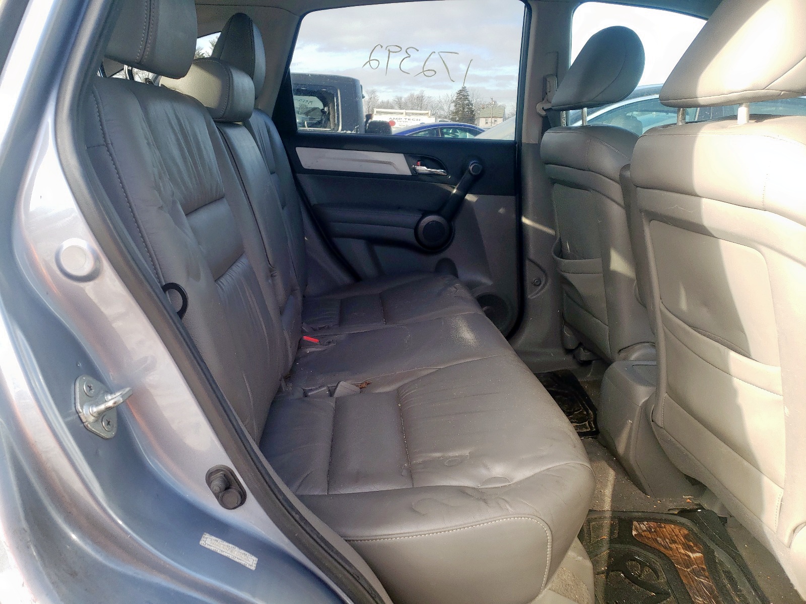 Photo 6 from auction – 2011 HONDA CR-V EXL with VIN 5J6RE4H79BL046536