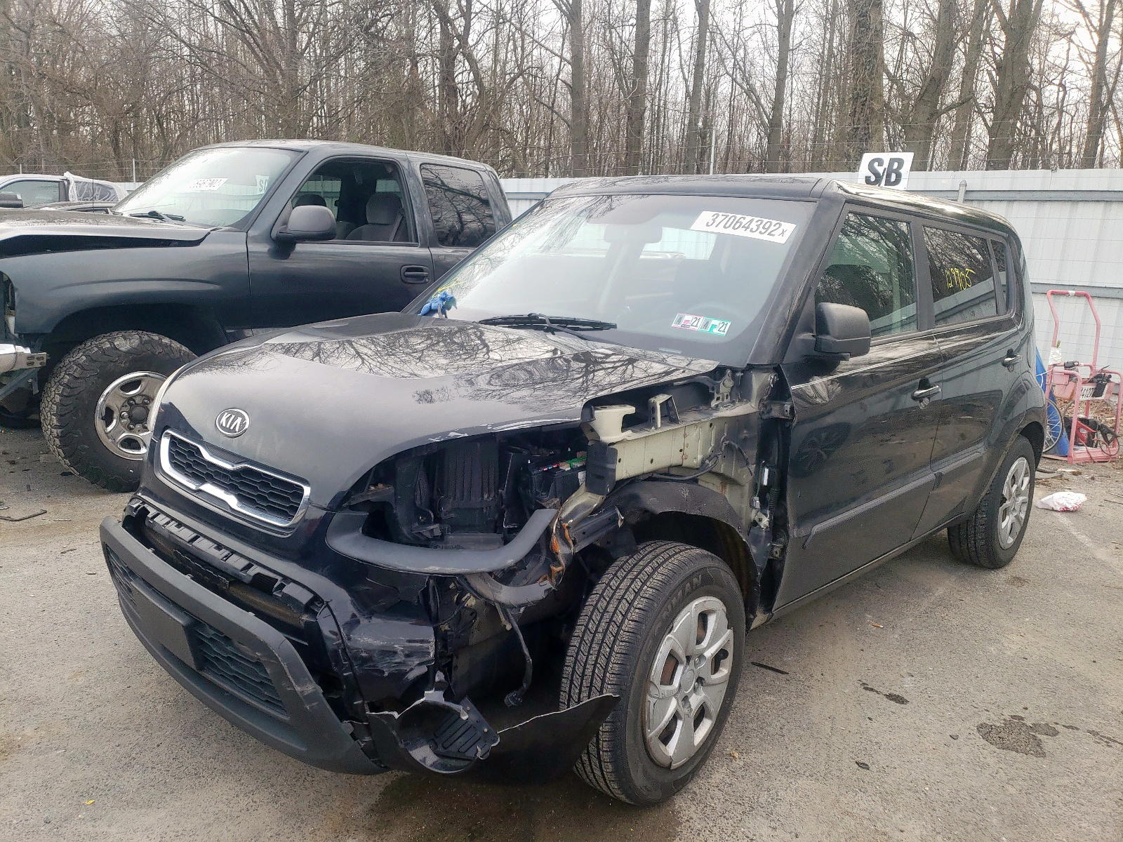 Photo 2 from auction – 2012 KIA SOUL with VIN KNDJT2A59C7744564