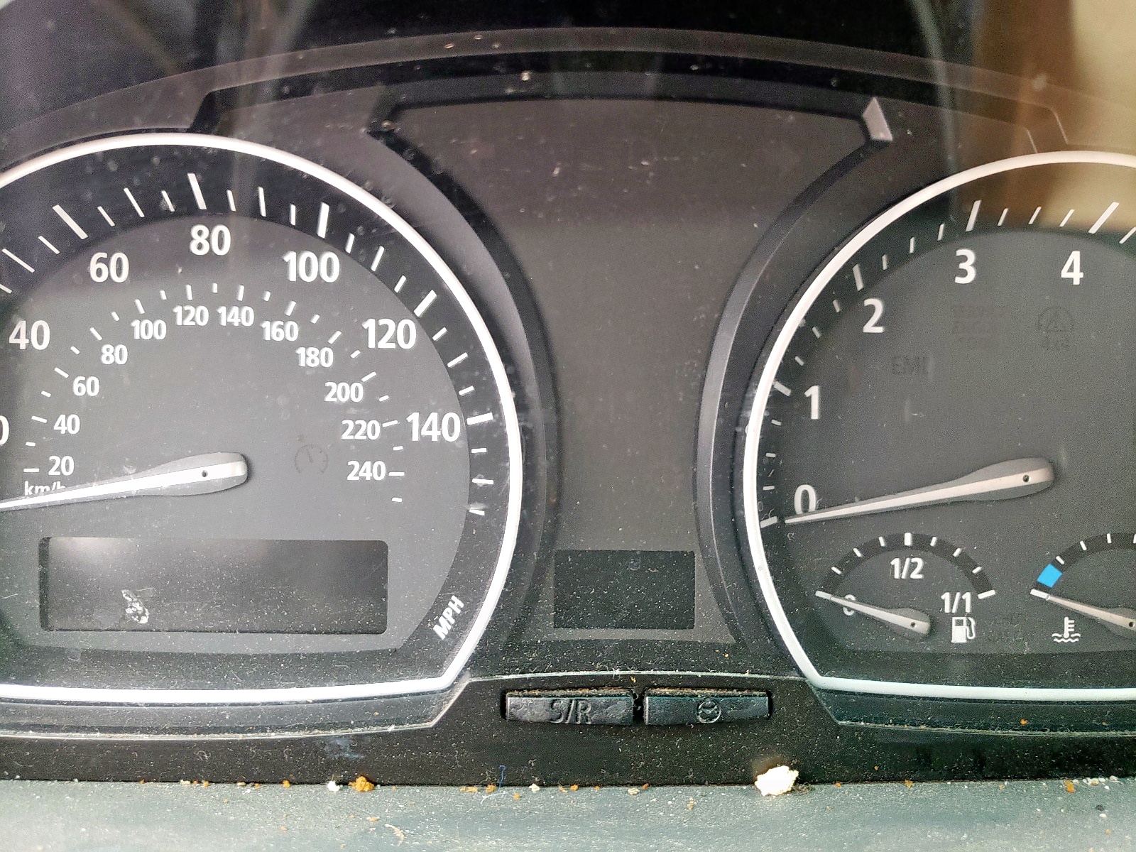 Photo 8 from auction – 2004 BMW X3 2.5I with VIN WBXPA73464WC43503