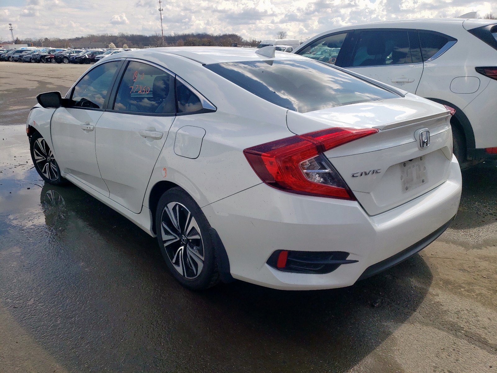 Photo 3 from auction – 2017 HONDA CIVIC EX with VIN 19XFC1F34HE013569