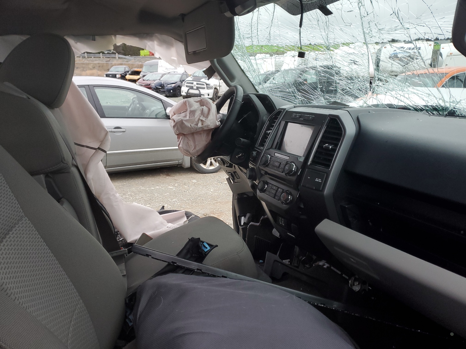 Photo 5 from auction – 2018 FORD F150 SUPER with VIN 1FTEW1EG2JFD90596