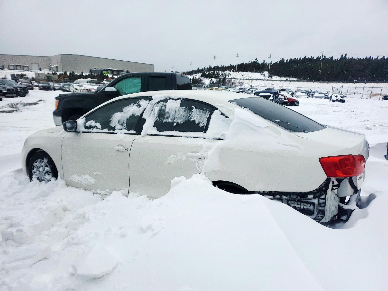 Photo 3 from auction – 2013 VOLKSWAGEN JETTA BASE with VIN 3VW2K7AJ3DM277342