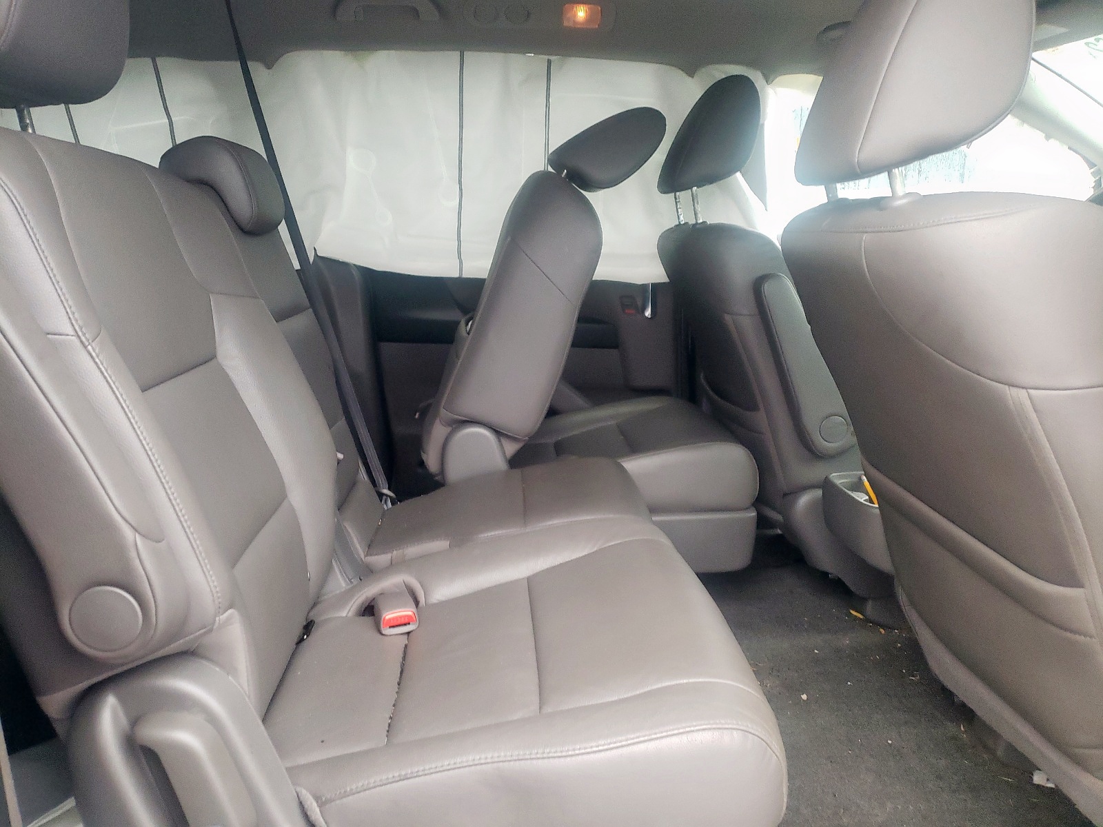 Photo 6 from auction – 2014 HONDA ODYSSEY TO with VIN 5FNRL5H91EB040143