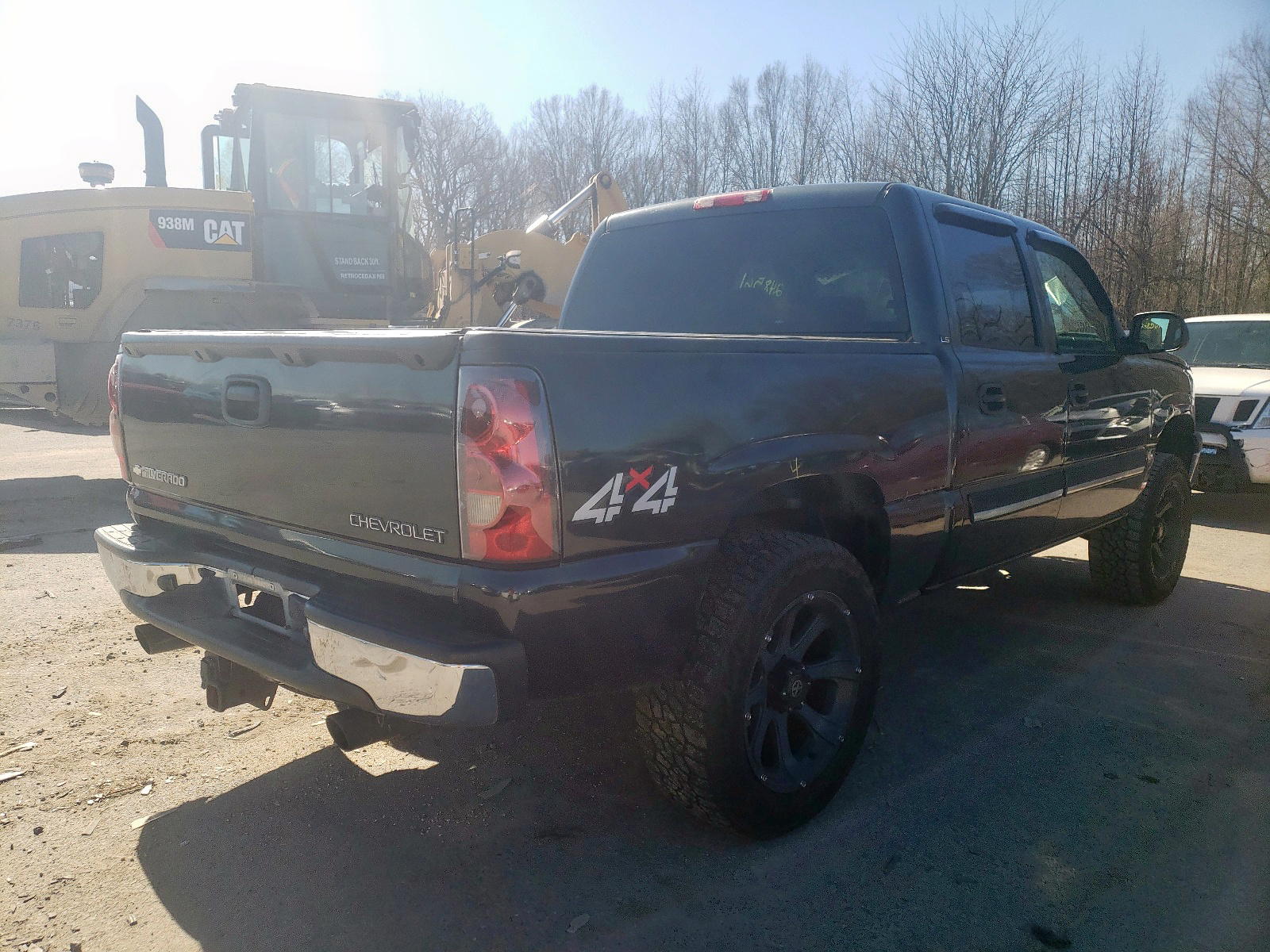 Photo 4 from auction – 2005 CHEVROLET SILVERADO with VIN 2GCEK13T451148160