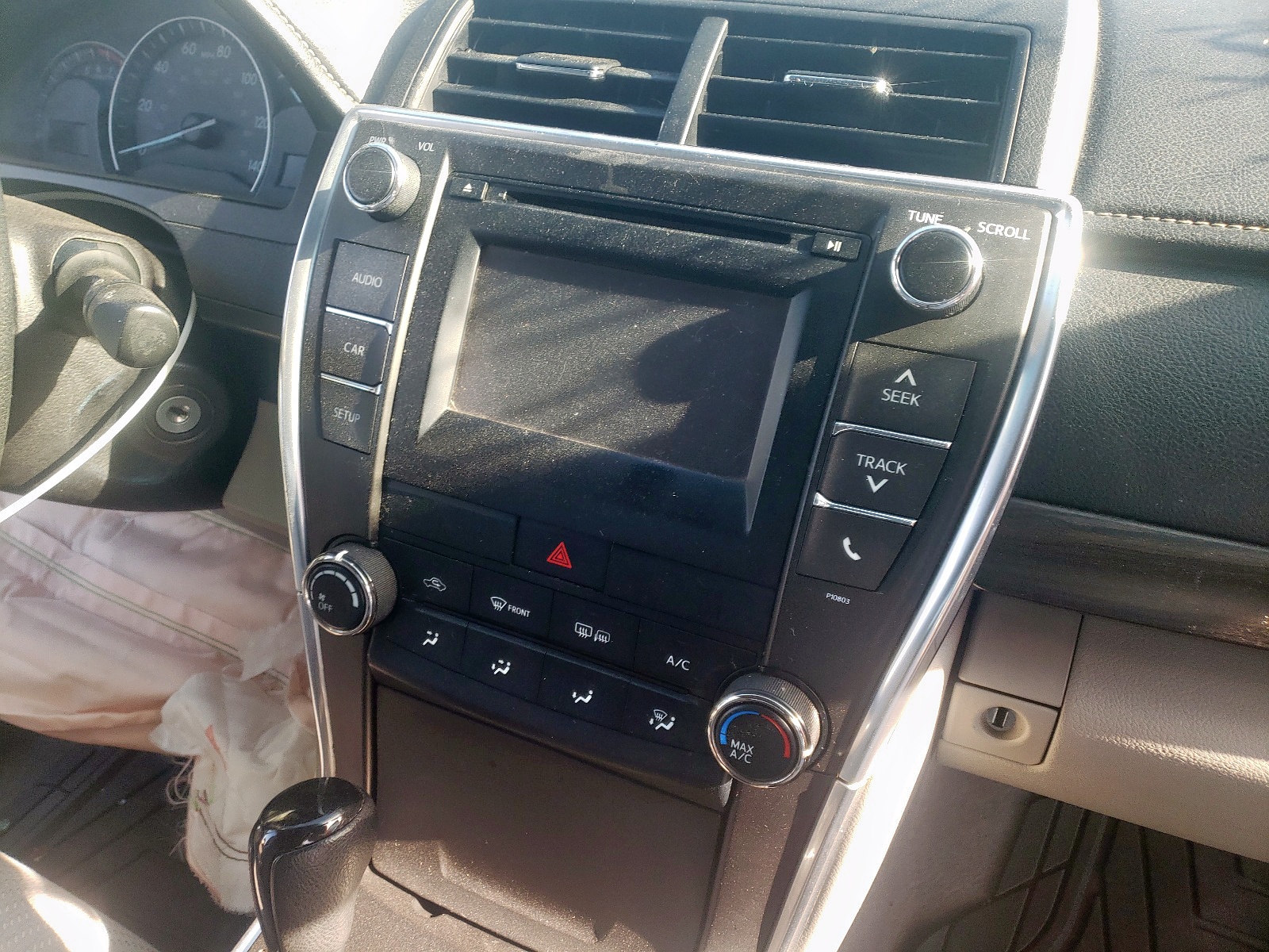 Photo 9 from auction – 2015 TOYOTA CAMRY LE with VIN 4T1BF1FK0FU965752