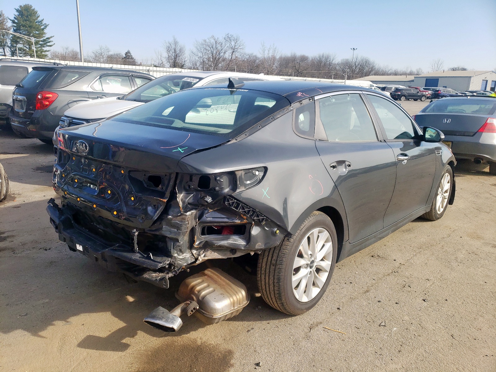 Photo 4 from auction – 2016 KIA OPTIMA LX with VIN 5XXGT4L37GG065293