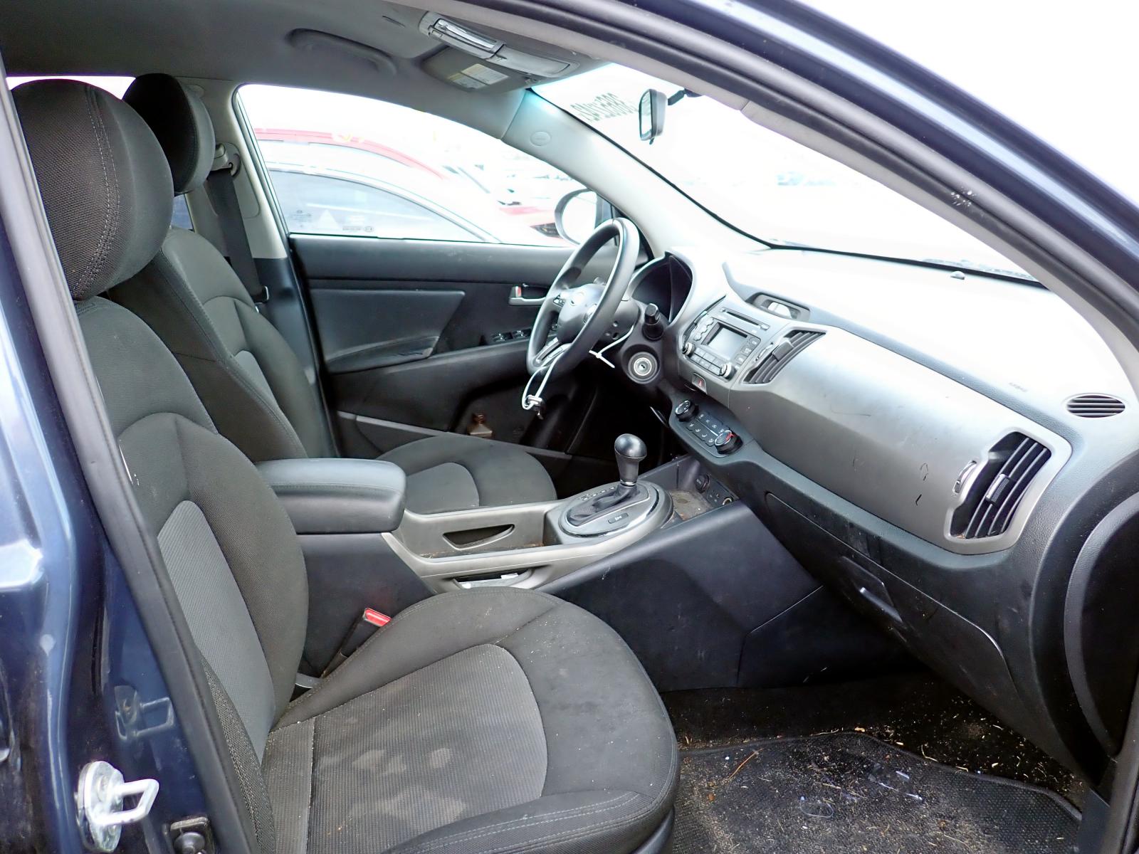 Photo 5 from auction – 2014 KIA SPORTAGE L with VIN KNDPBCAC8E7563511