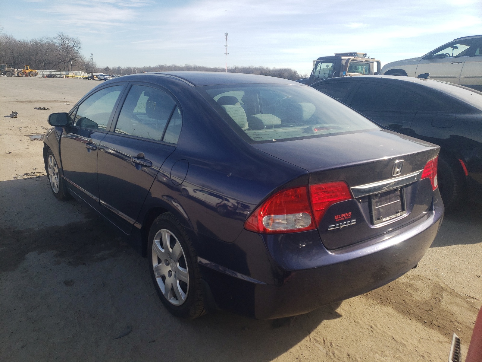 Photo 3 from auction – 2011 HONDA CIVIC LX with VIN 2HGFA1F55BH546728