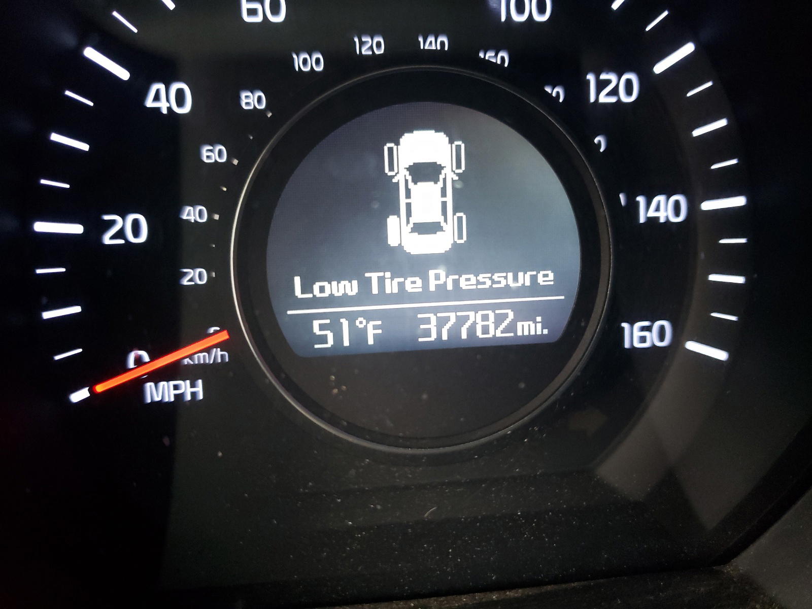 Photo 8 from auction – 2015 KIA OPTIMA with VIN 5XXGM4A72FG372047