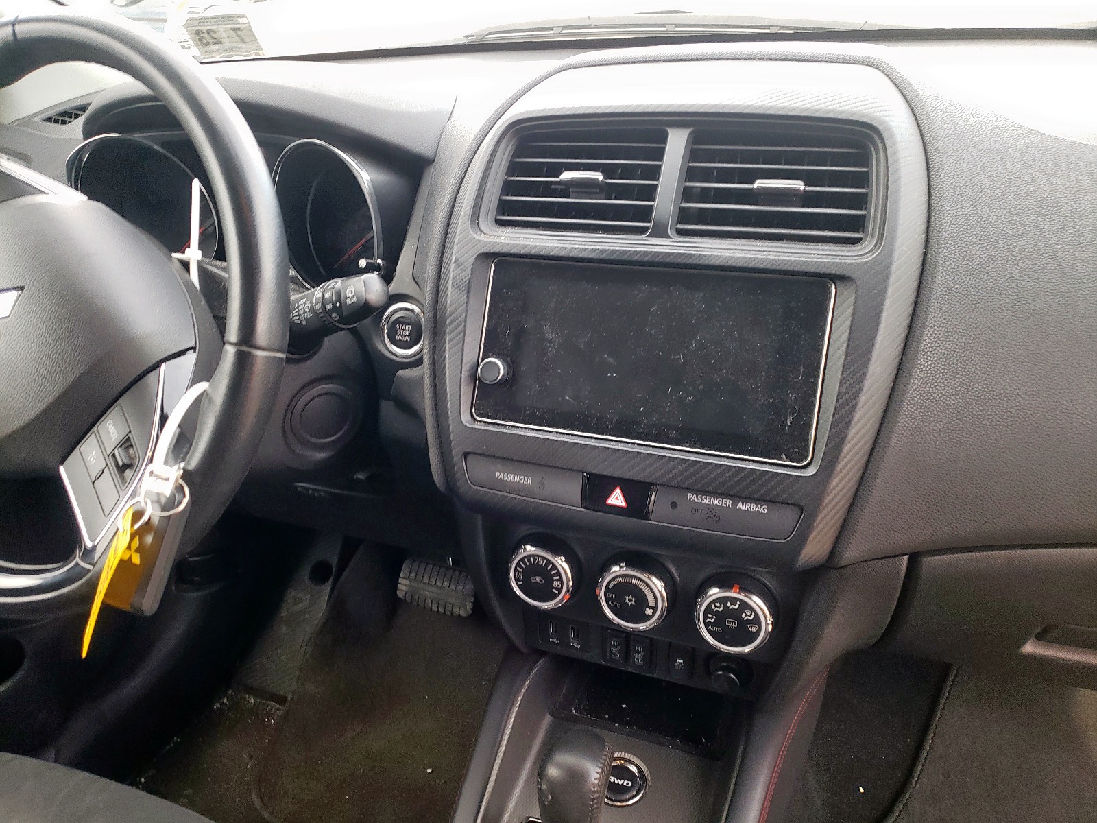 Photo 9 from auction – 2018 MITSUBISHI OUTLANDER with VIN JA4AR3AW6JZ008948