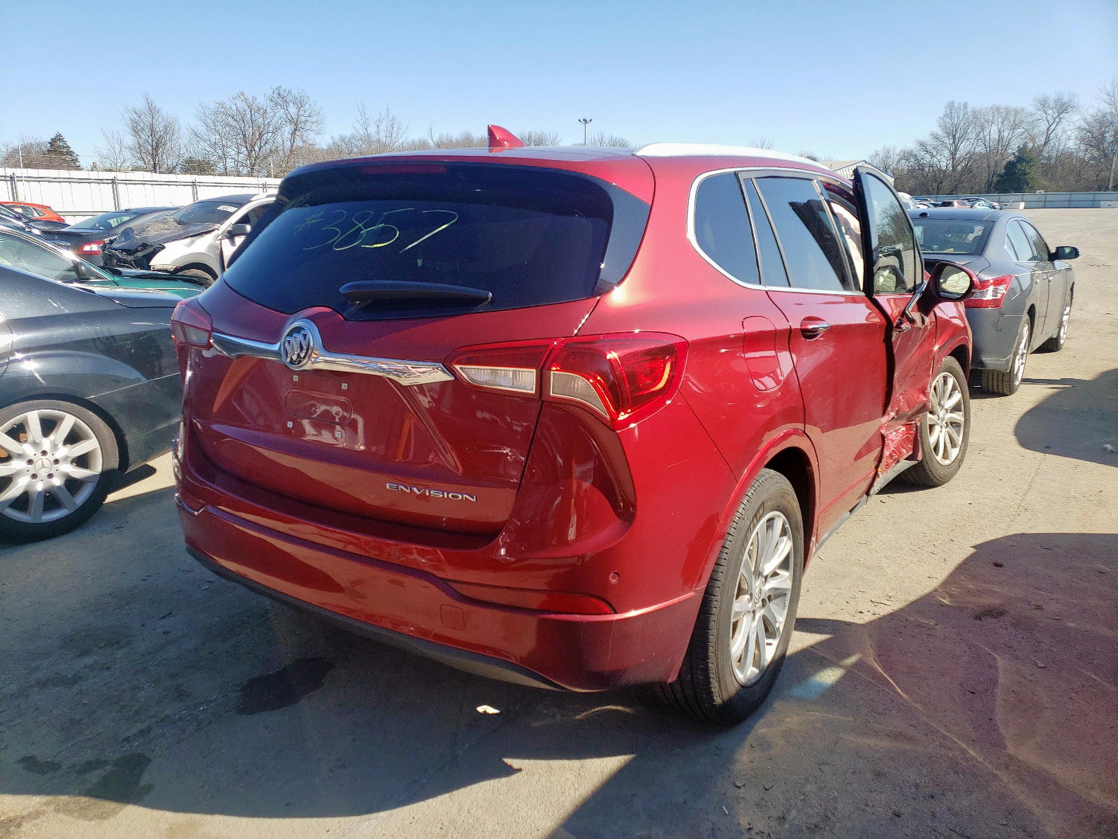 Photo 4 from auction – 2020 BUICK ENVISION E with VIN LRBFXCSA3LD060041