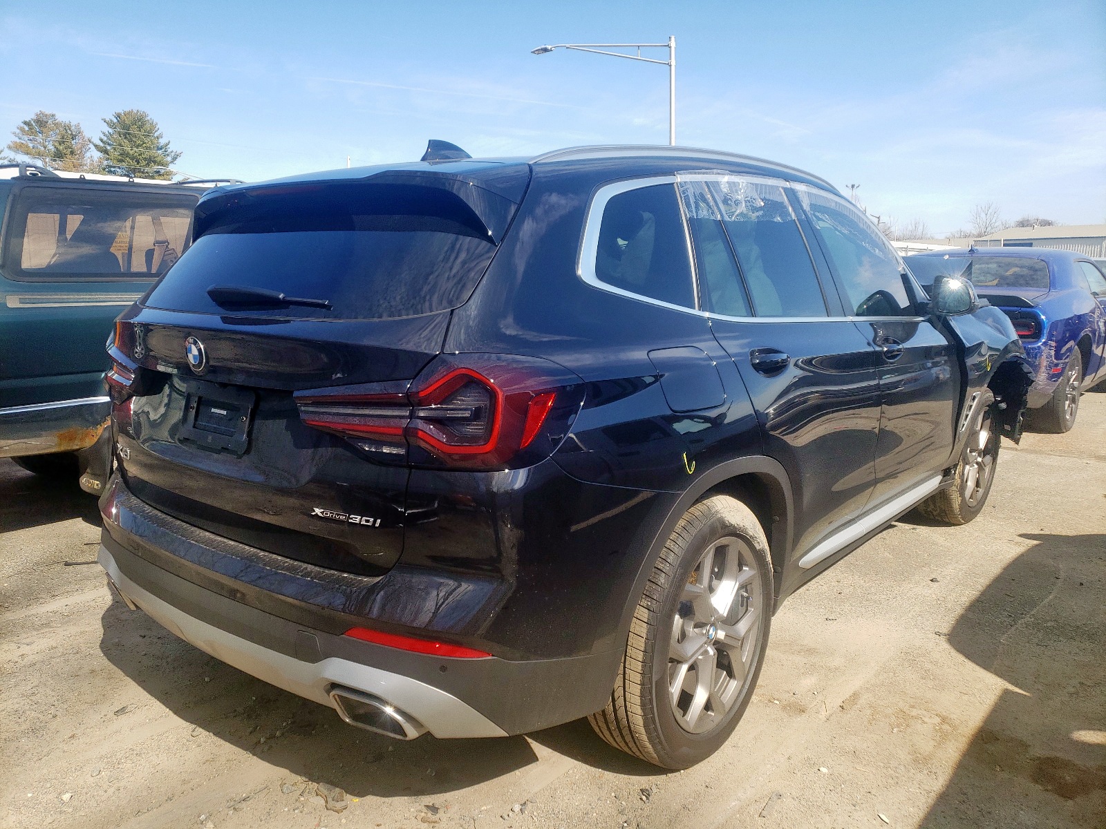 Photo 4 from auction – 2022 BMW X3 XDRIVE3 with VIN 5UX53DP07N9L24414