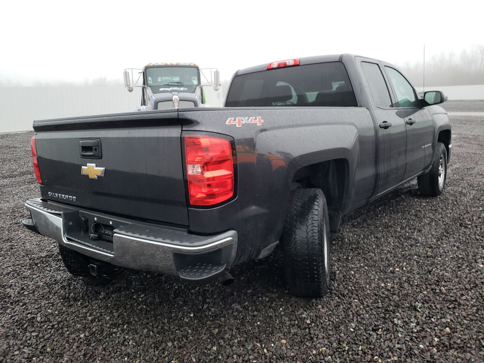 Photo 4 from auction – 2015 CHEVROLET SILVERADO with VIN 1GCVKPEH0FZ437265