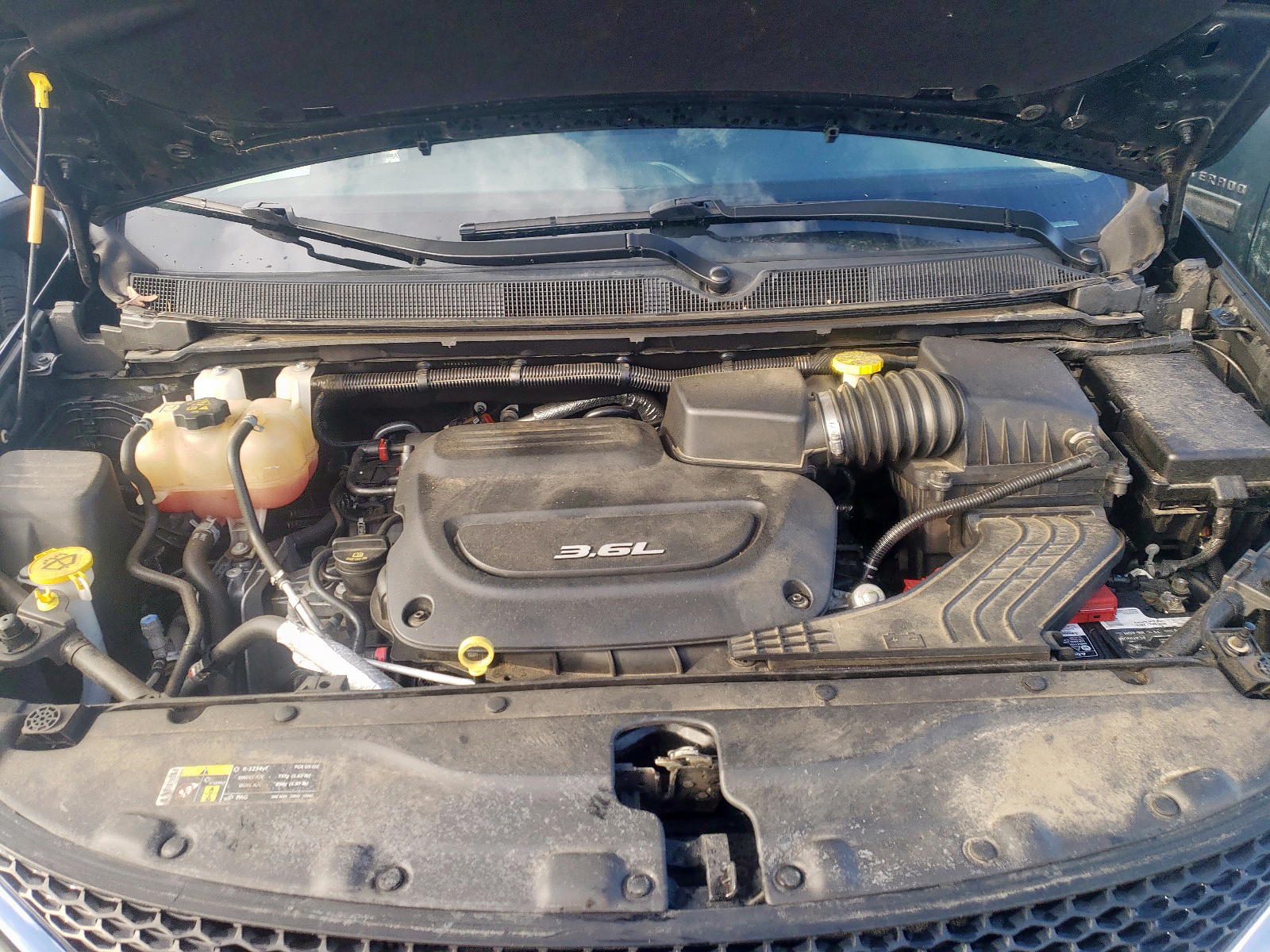 Photo 7 from auction – 2017 CHRYSLER PACIFICA L with VIN 2C4RC1CG3HR744156