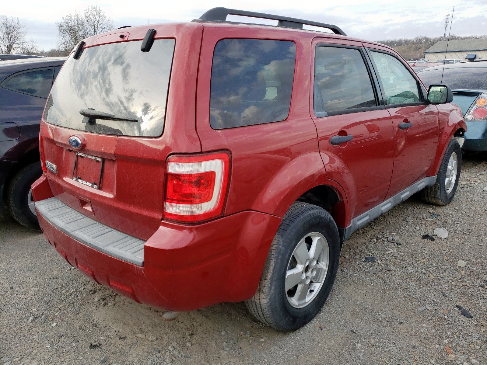 Photo 4 from auction – 2010 FORD ESCAPE XLT with VIN 1FMCU9D74AKC91794