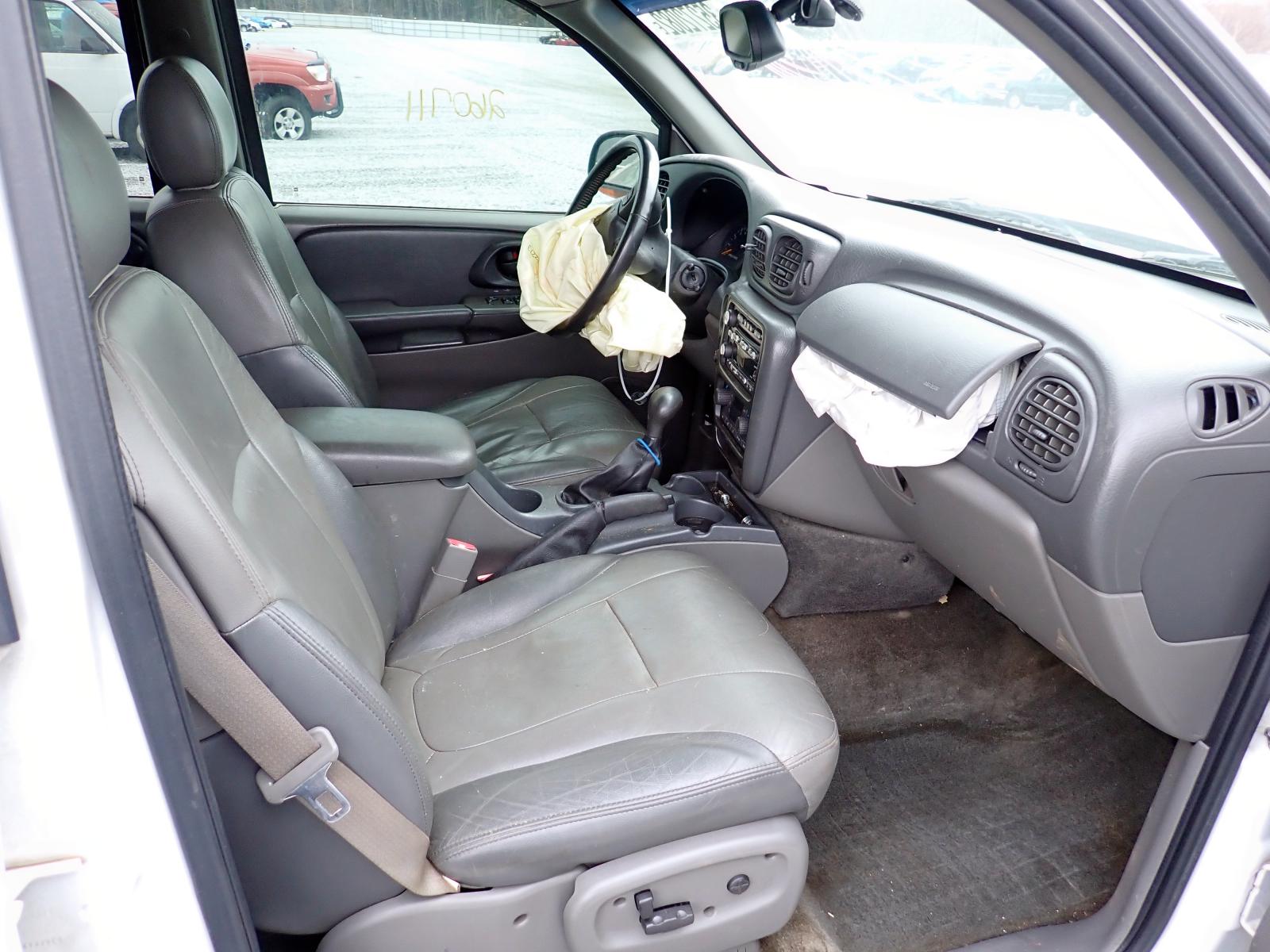 Photo 5 from auction – 2003 CHEVROLET TRAILBLAZE with VIN 1GNDS13S232189412