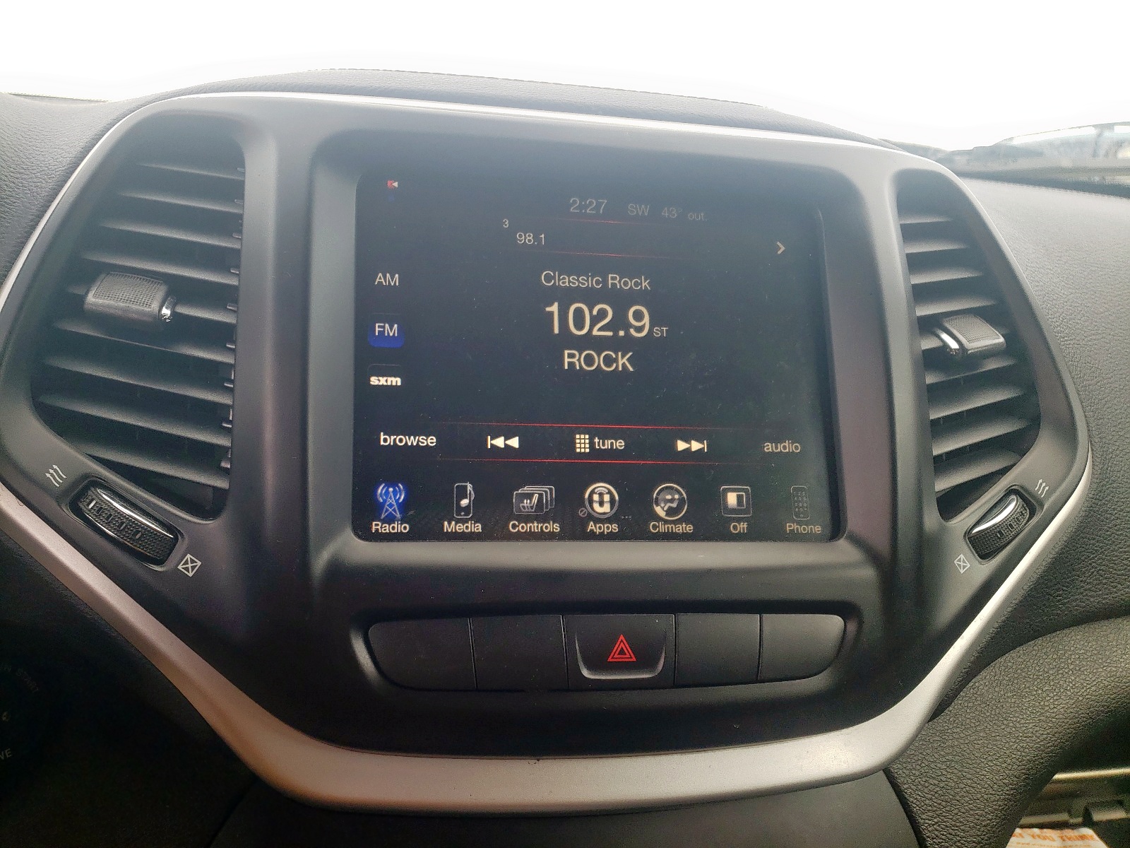 صورة رقم 9 من المزاد - 2014 JEEP CHEROKEE L مع VIN 1C4PJMCS0EW286758
