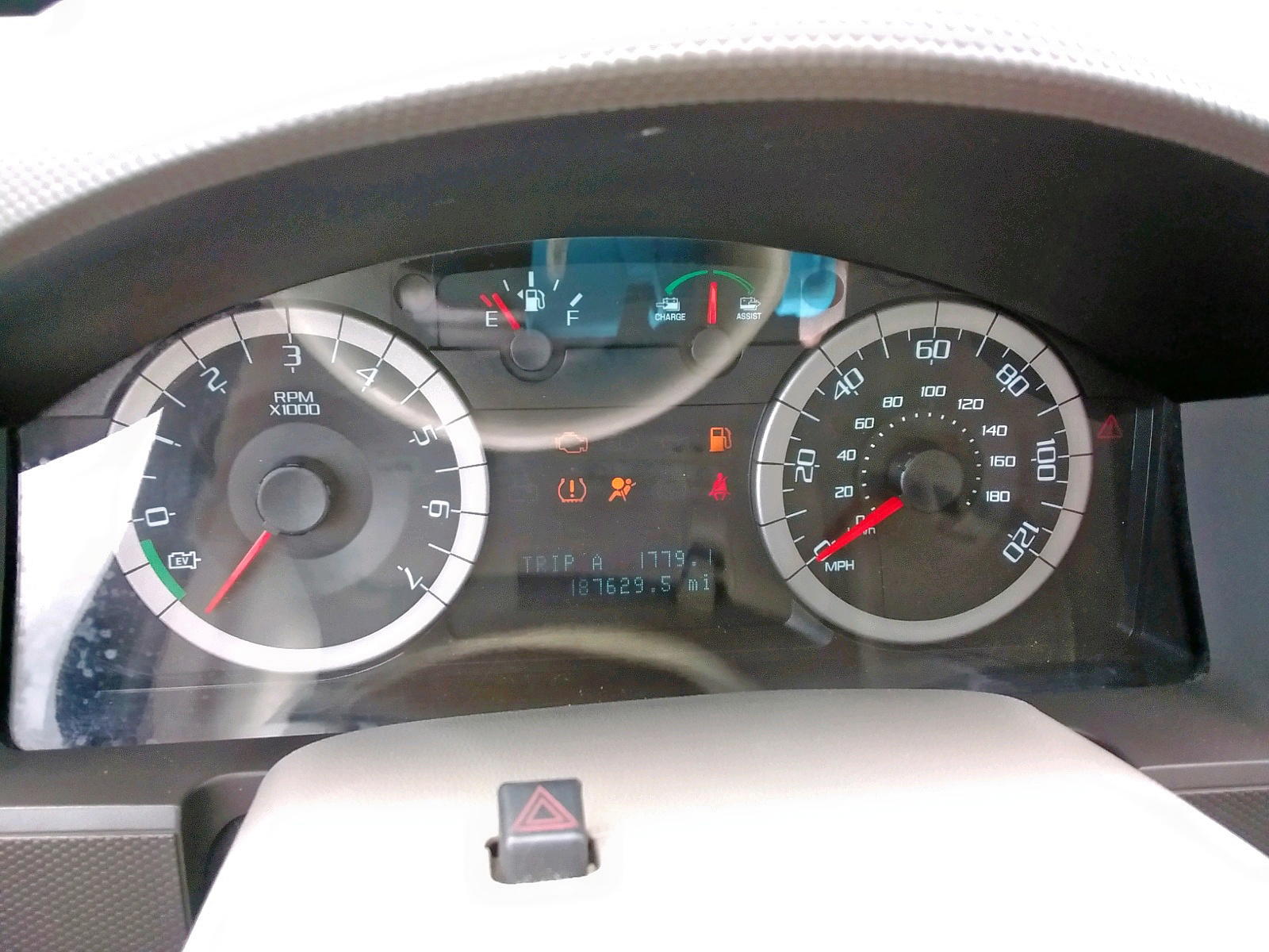 Photo 8 from auction – 2011 FORD ESCAPE HYB with VIN 1FMCU4K38BKB59710