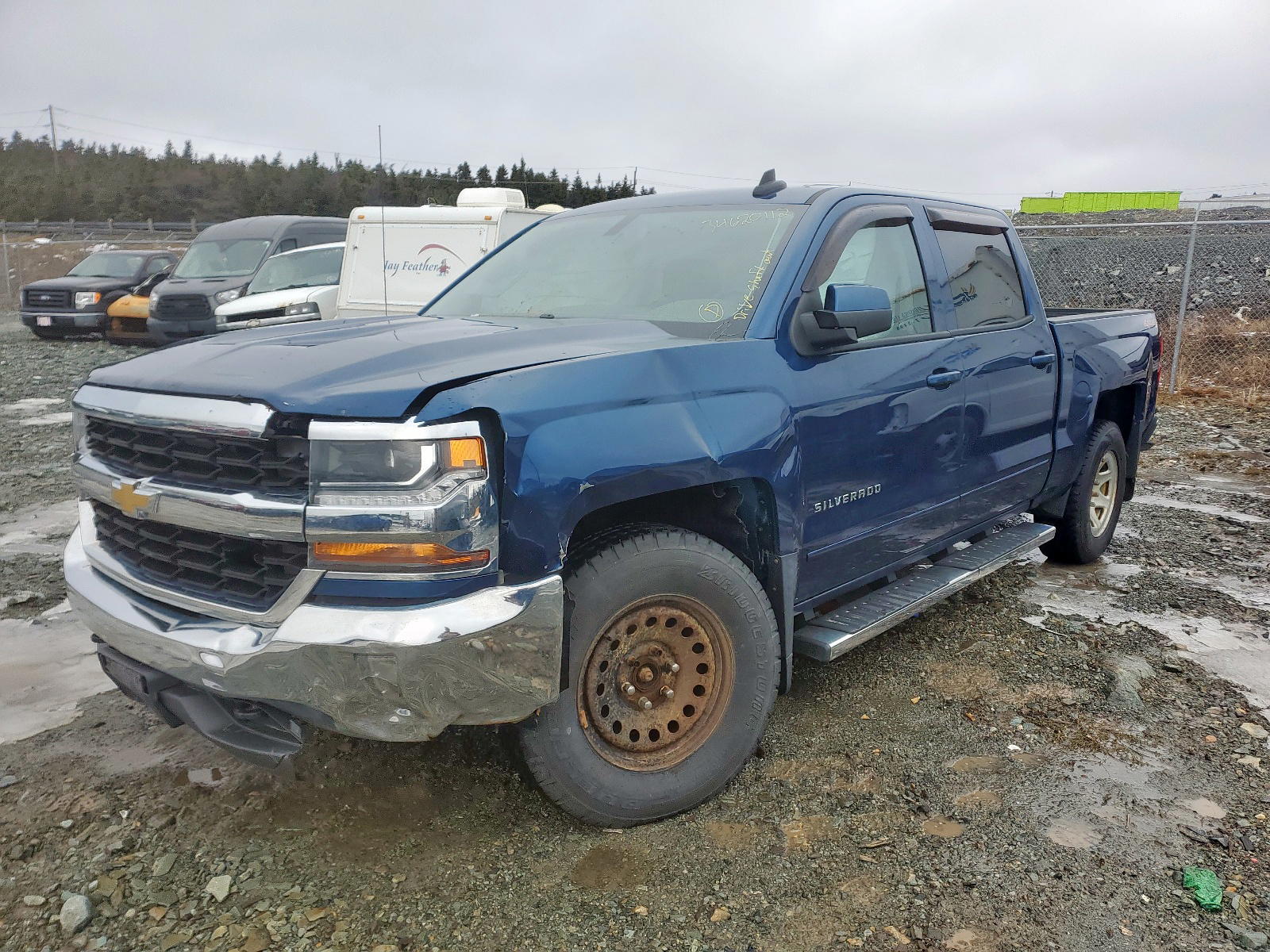 Photo 2 from auction – 2016 CHEVROLET SILVERADO with VIN 3GCUKREC4GG175151