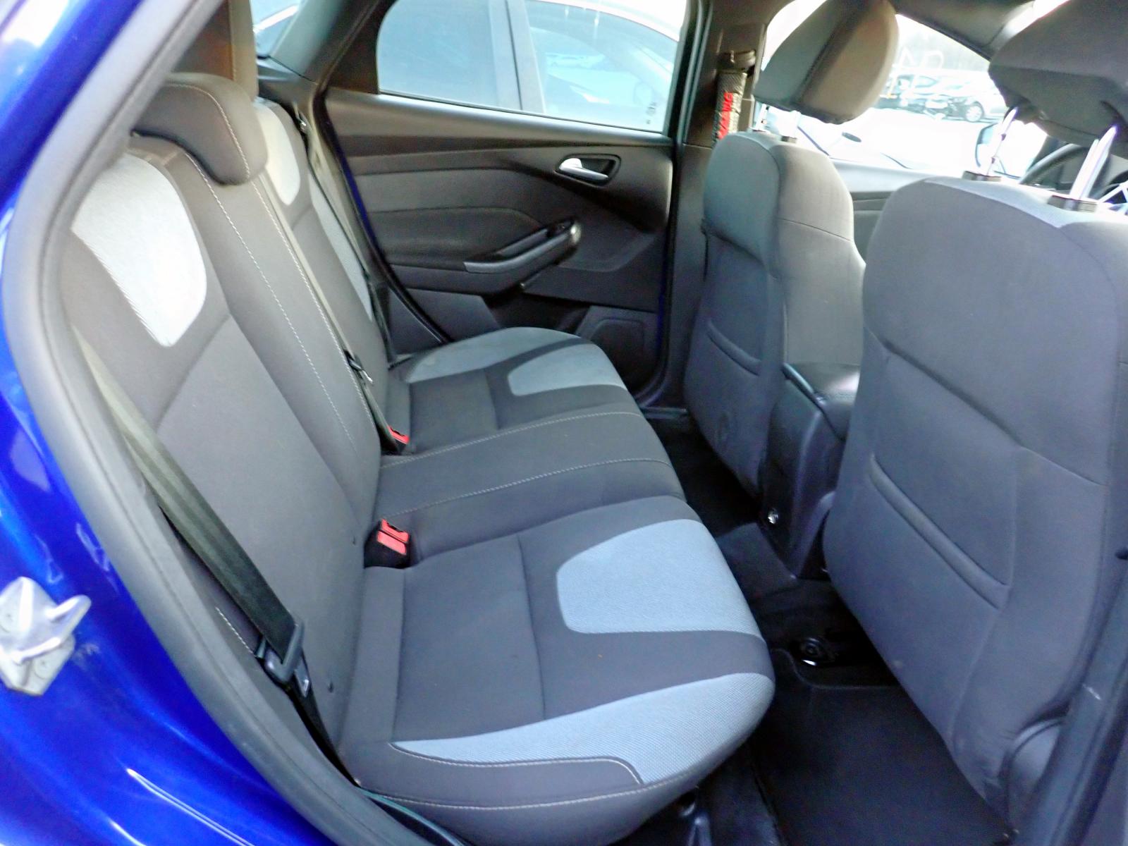 Photo 6 from auction – 2014 FORD FOCUS ST with VIN 1FADP3L95EL251665