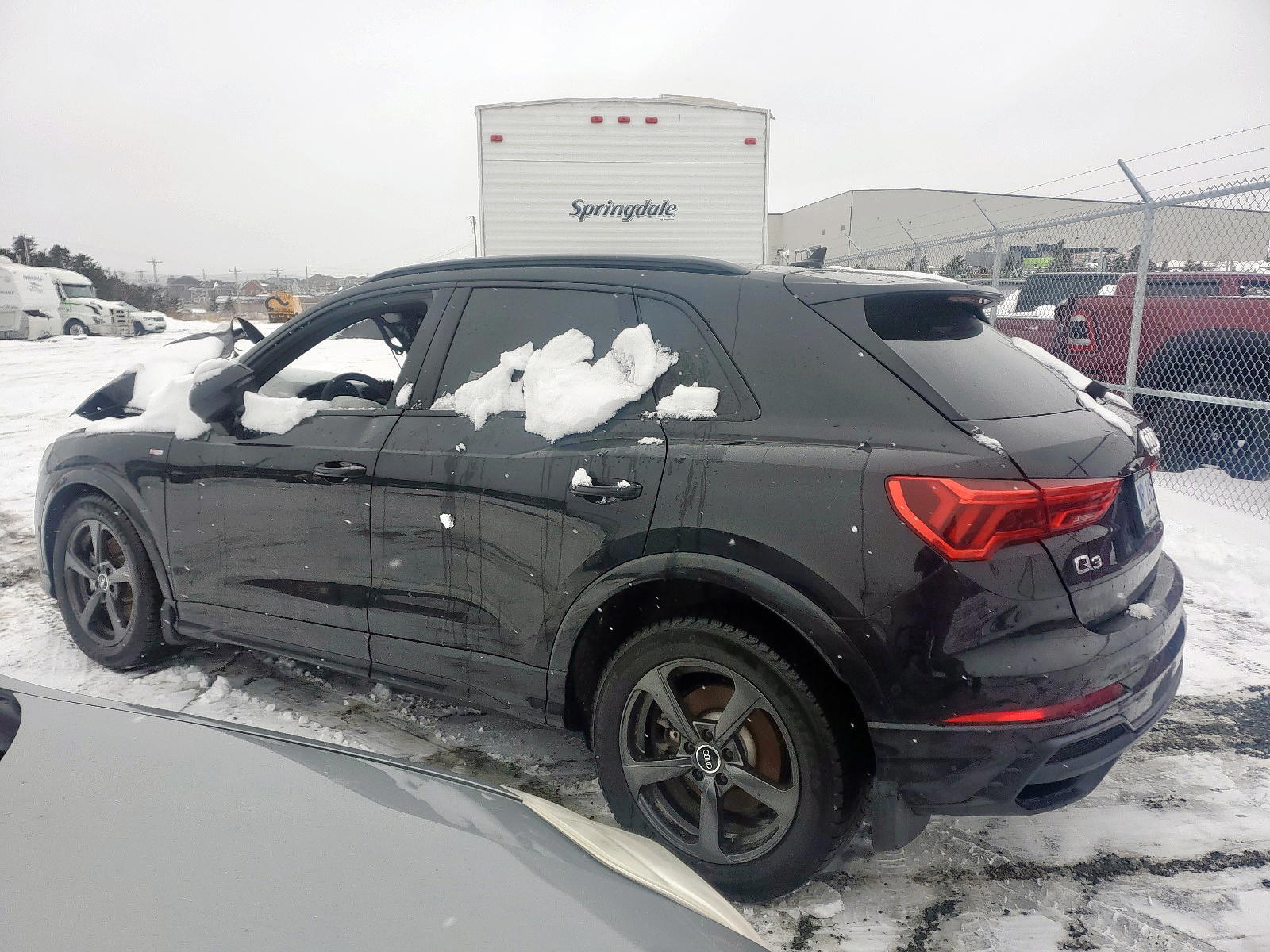Photo 3 from auction – 2021 AUDI Q3 TECHNIK with VIN WA1FECF33M1087577