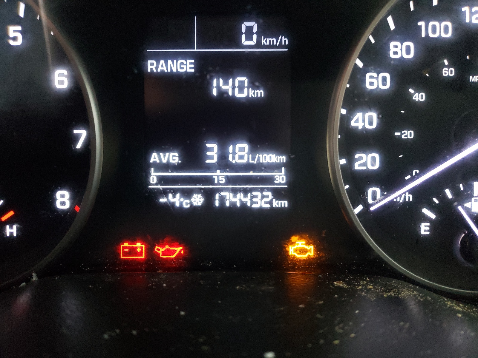 Photo 8 from auction – 2017 HYUNDAI ELANTRA SE with VIN 5NPD74LF0HH045720