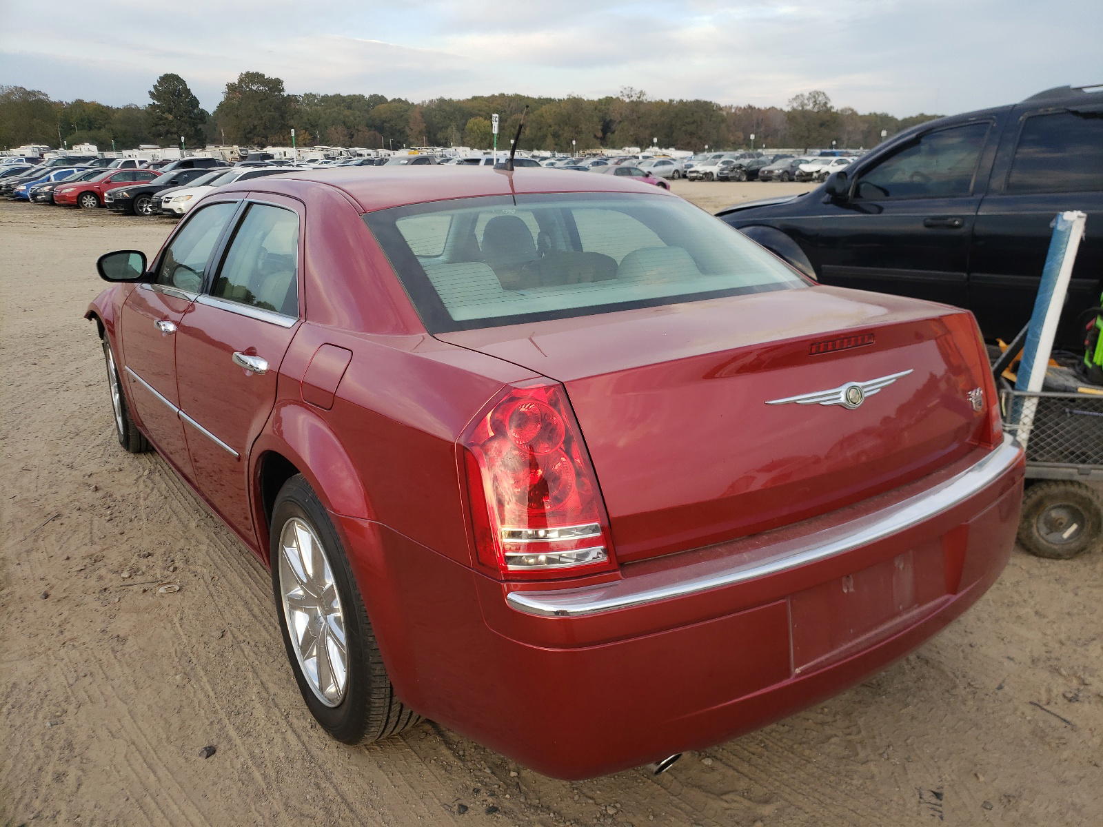 Photo 3 from auction – 2008 CHRYSLER 300C with VIN 2C3KA63H68H231166