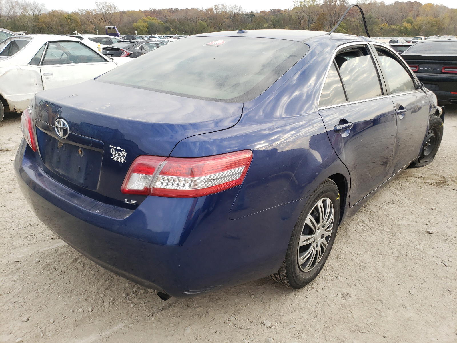 Photo 4 from auction – 2010 TOYOTA CAMRY BASE with VIN 4T4BF3EK8AR037604