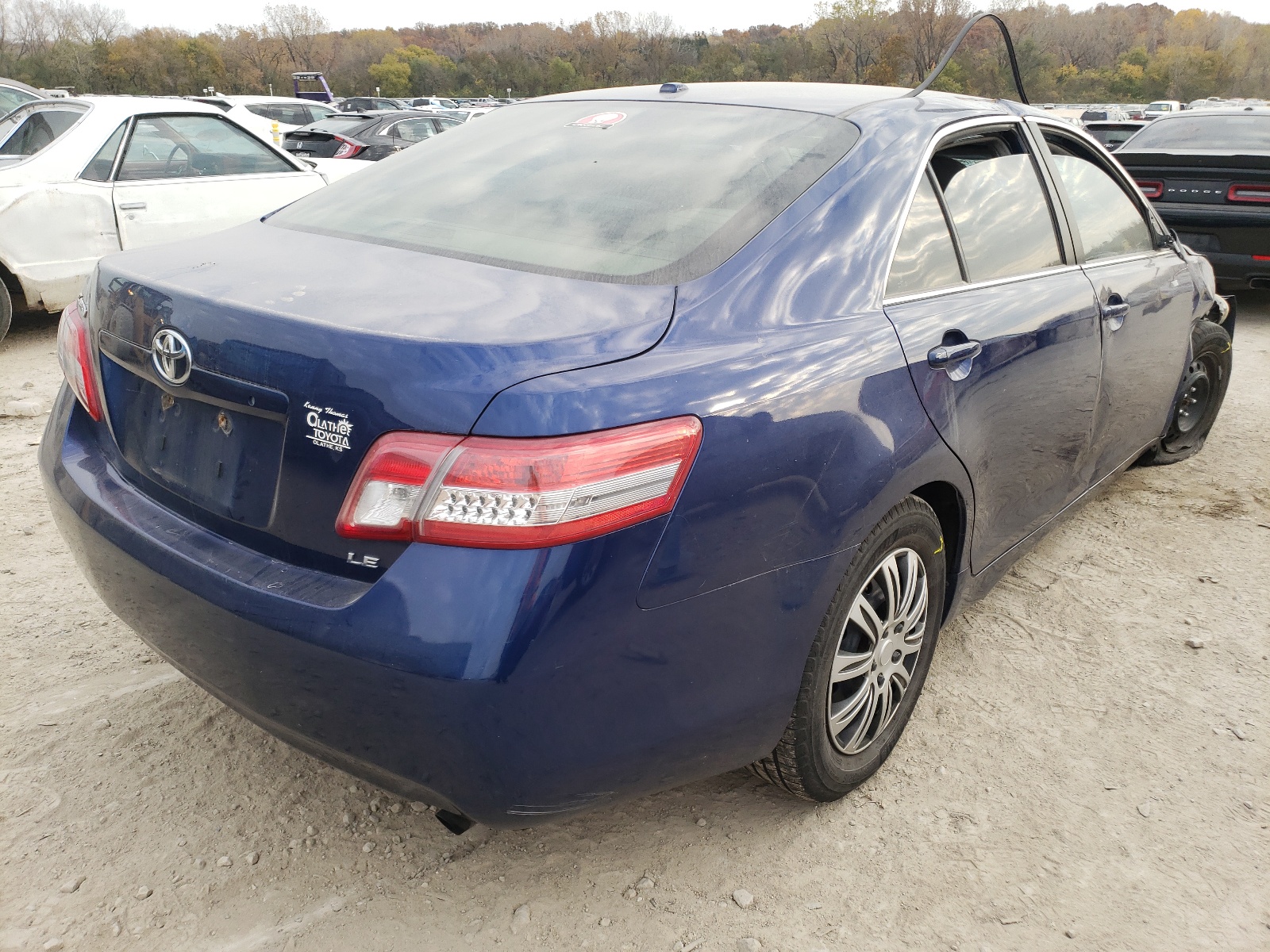 Zdjęcie 4 z aukcji – 2010 TOYOTA CAMRY BASE z VIN 4T4BF3EK8AR037604