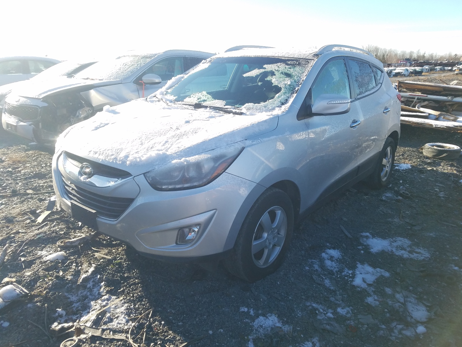 Photo 2 from auction – 2014 HYUNDAI TUCSON LIM with VIN KM8JUCAG0EU918008