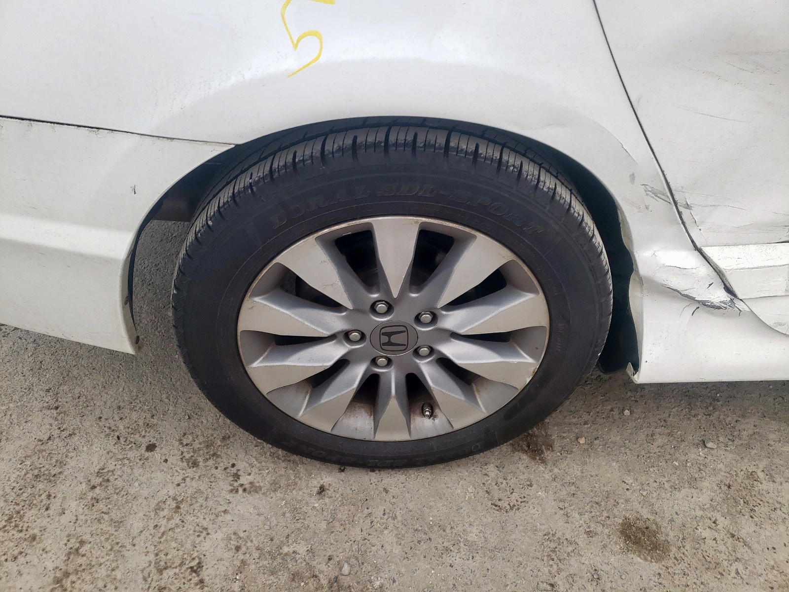 Photo 9 from auction – 2011 HONDA CIVIC EXL with VIN 19XFA1F91BE024367