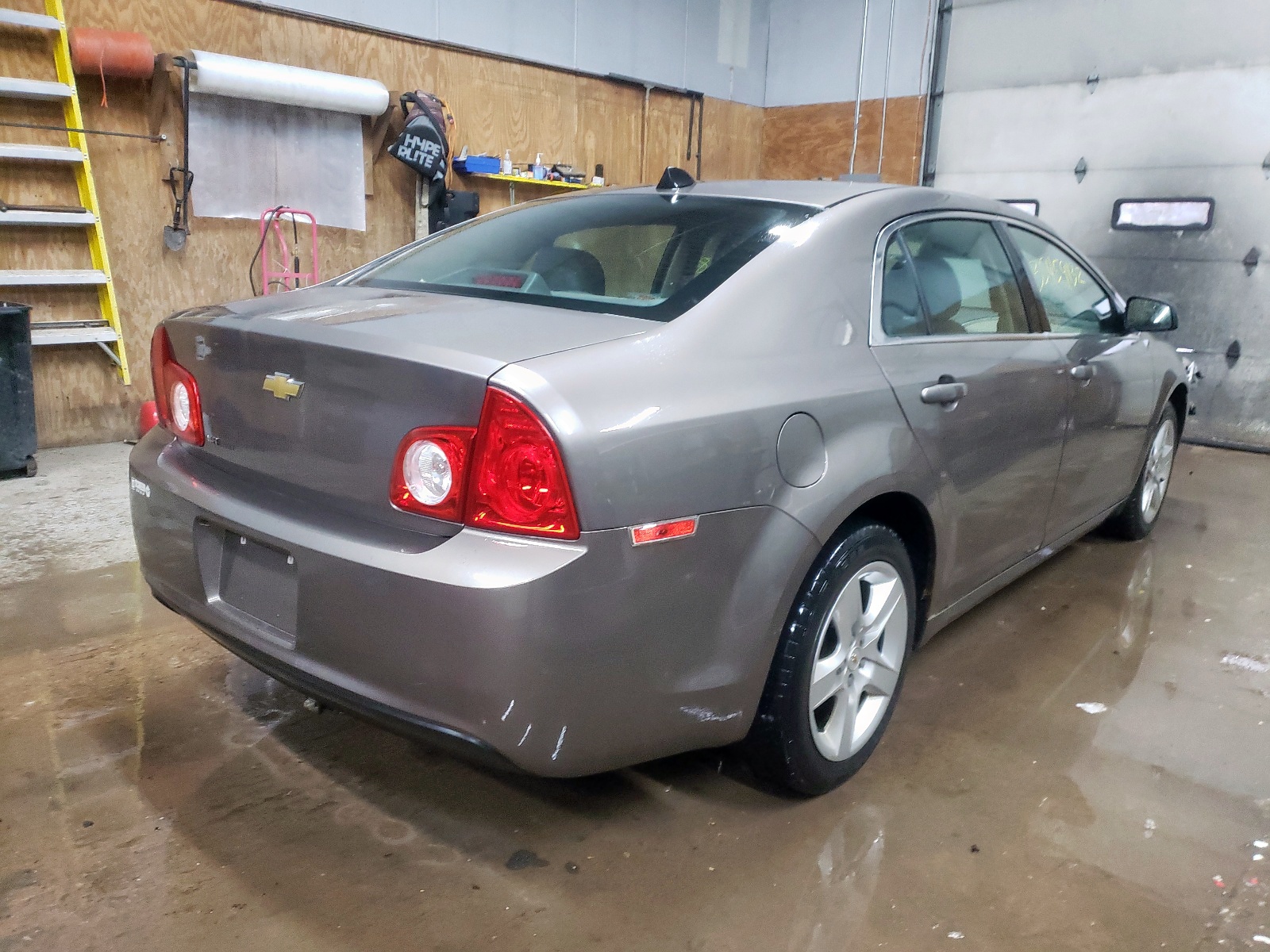 Photo 4 from auction – 2012 CHEVROLET MALIBU LS with VIN 1G1ZA5EU5CF216112