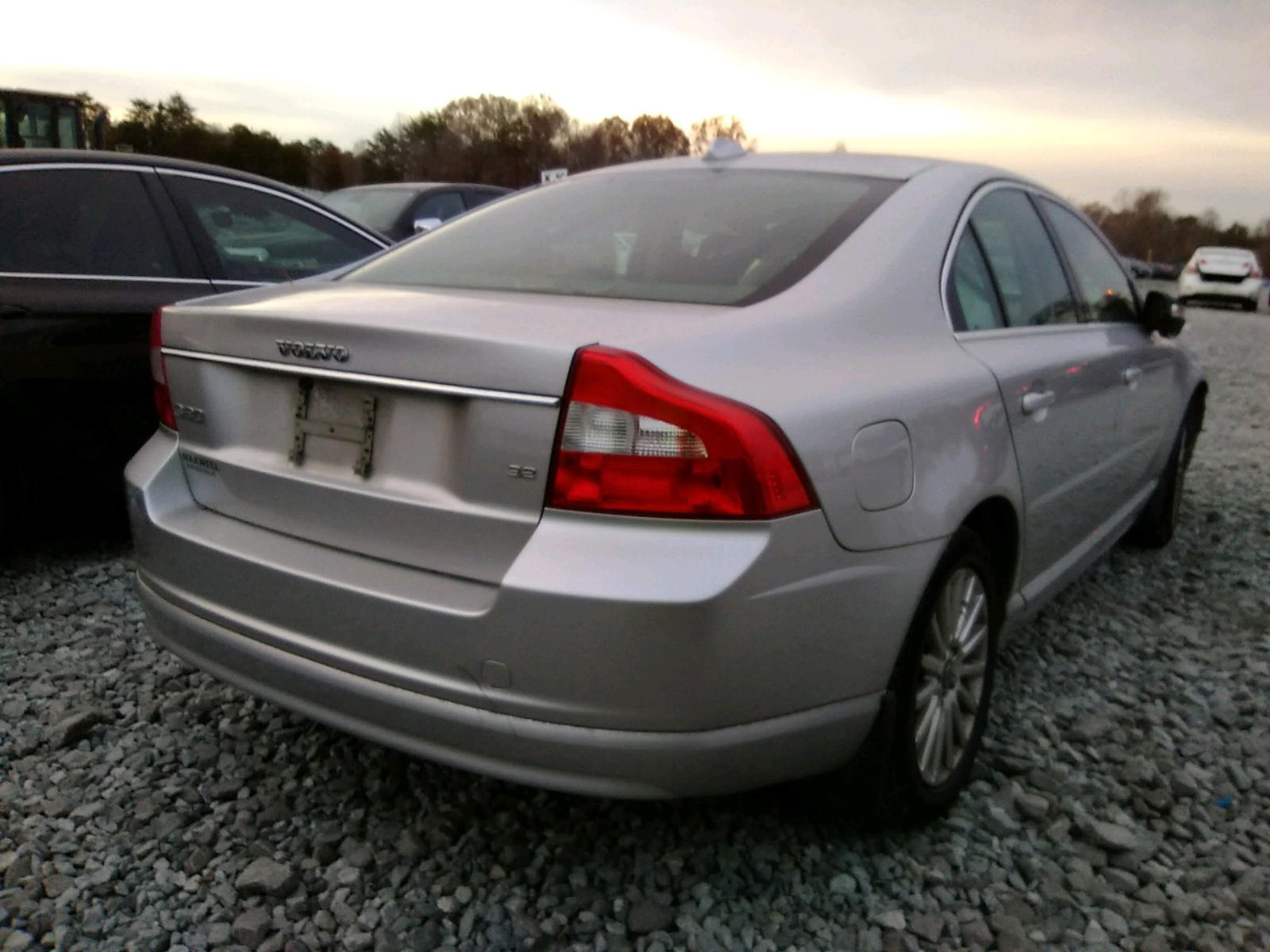 Photo 4 from auction – 2008 VOLVO S80 with VIN YV1AS982981077667