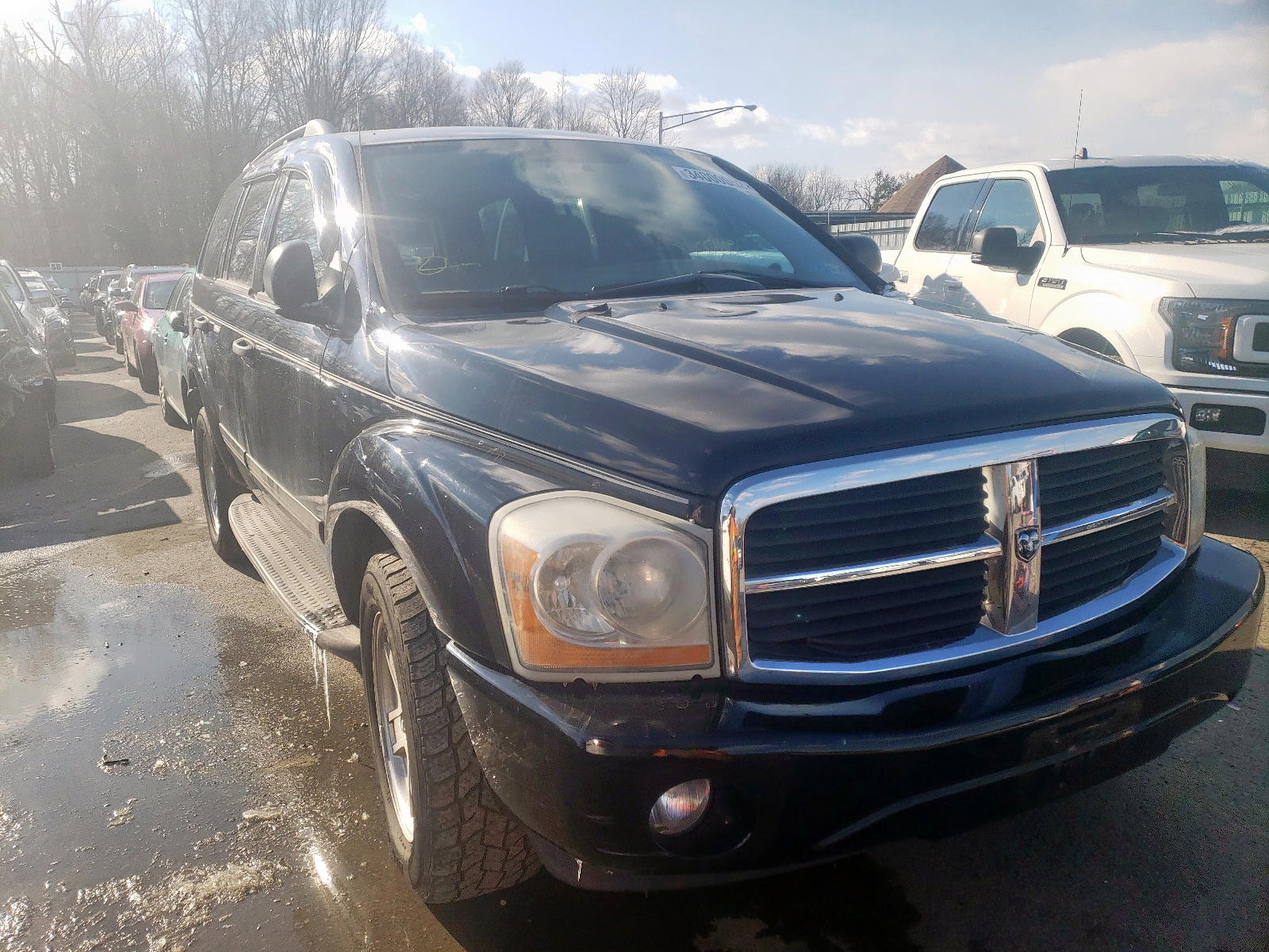 DODGE DURANGO SL 2005 with VIN 1D4HB48D25F590298 - Photo from auction