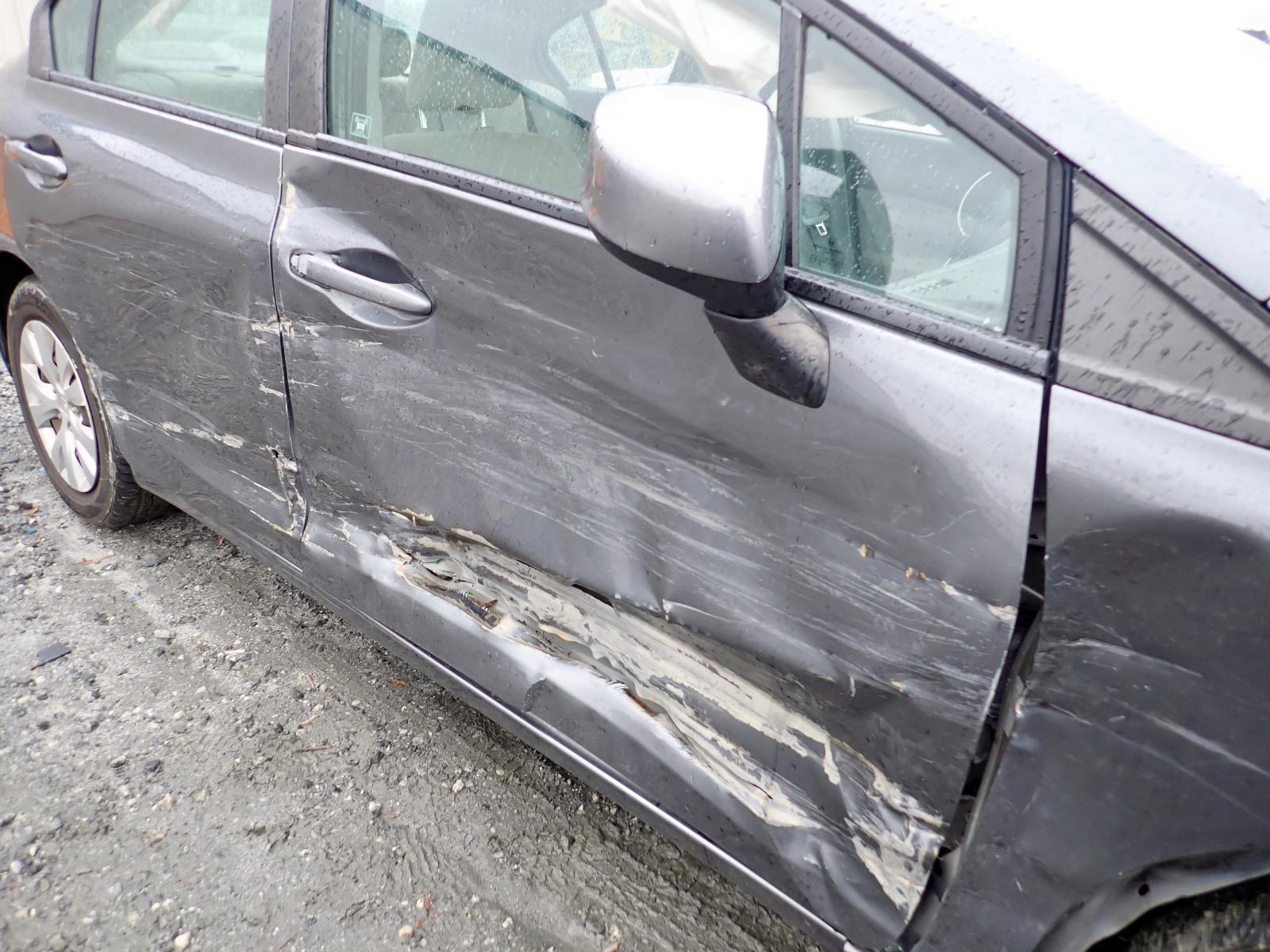 Photo 9 from auction – 2012 HONDA CIVIC LX with VIN 2HGFB2F50CH314588
