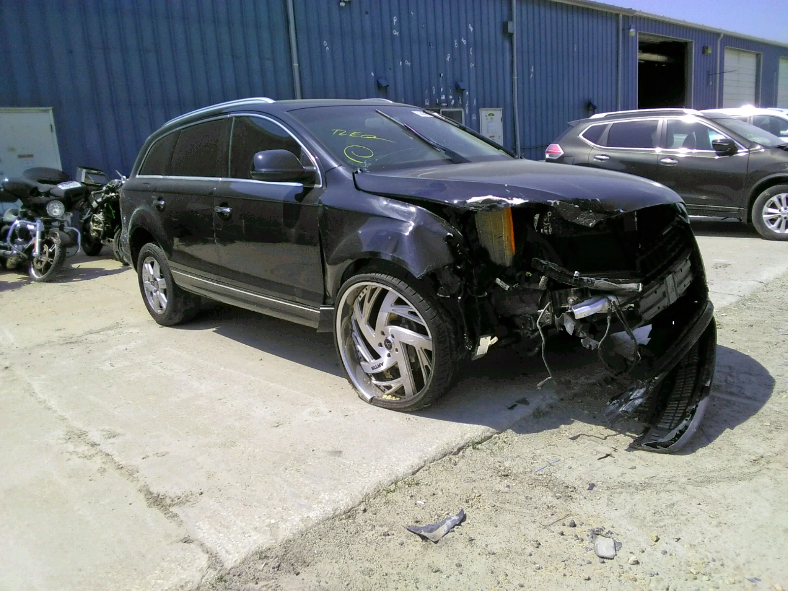 AUDI Q7 PREMIUM 2013 with VIN WA1LGAFE4DD005552 - Photo from auction