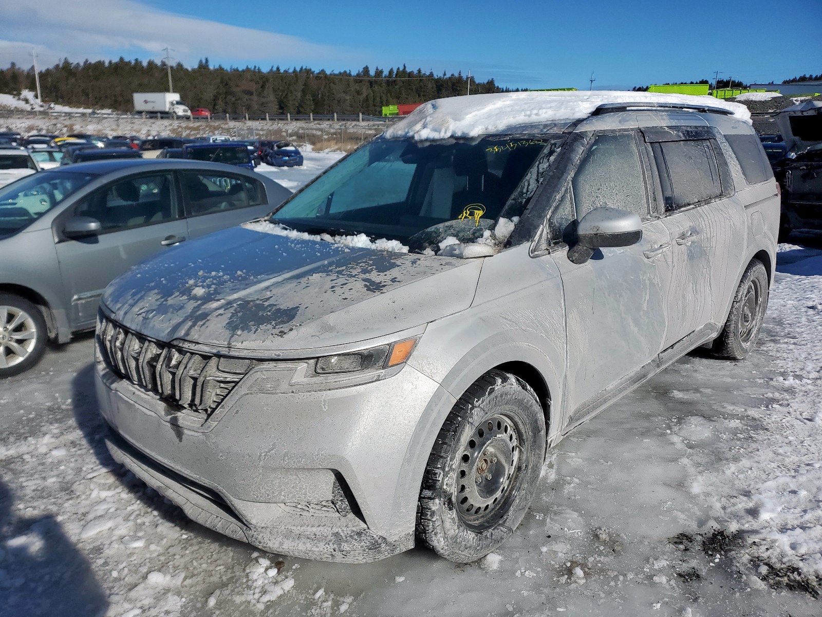 Photo 2 from auction – 2022 KIA CARNIVAL L with VIN KNDNB5H3XN6062828