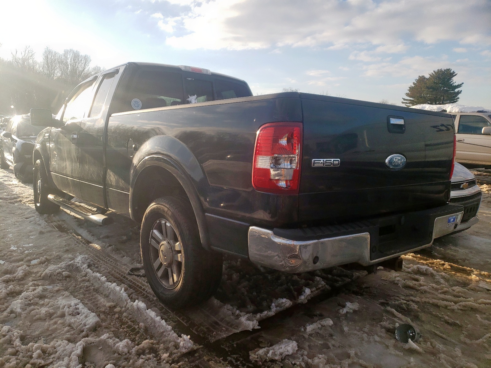 Photo 3 from auction – 2007 FORD F150 with VIN 1FTPX14V47NA85833