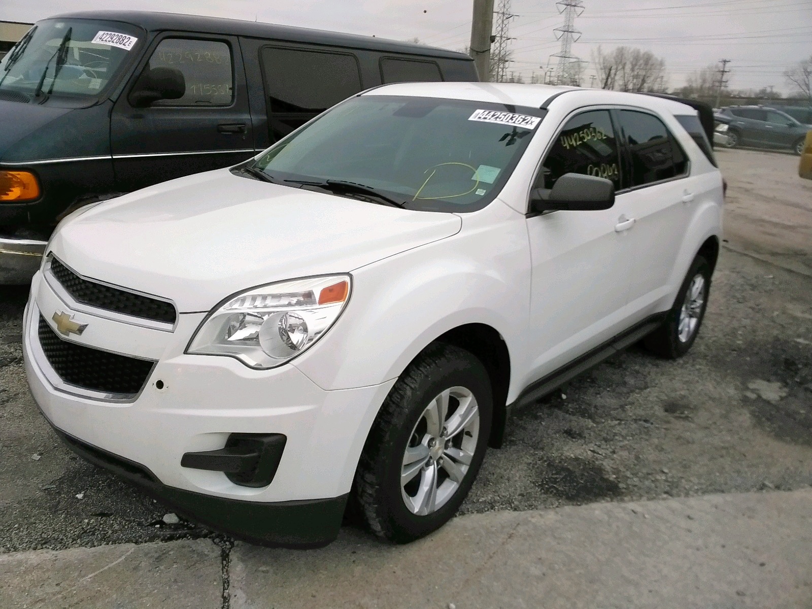 Photo 2 from auction – 2014 CHEVROLET EQUINOX LS with VIN 1GNALAEK4EZ126562