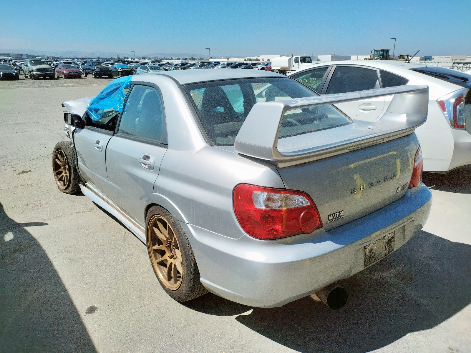Photo 3 from auction – 2005 SUBARU IMPREZA WR with VIN JF1GD70665L509960