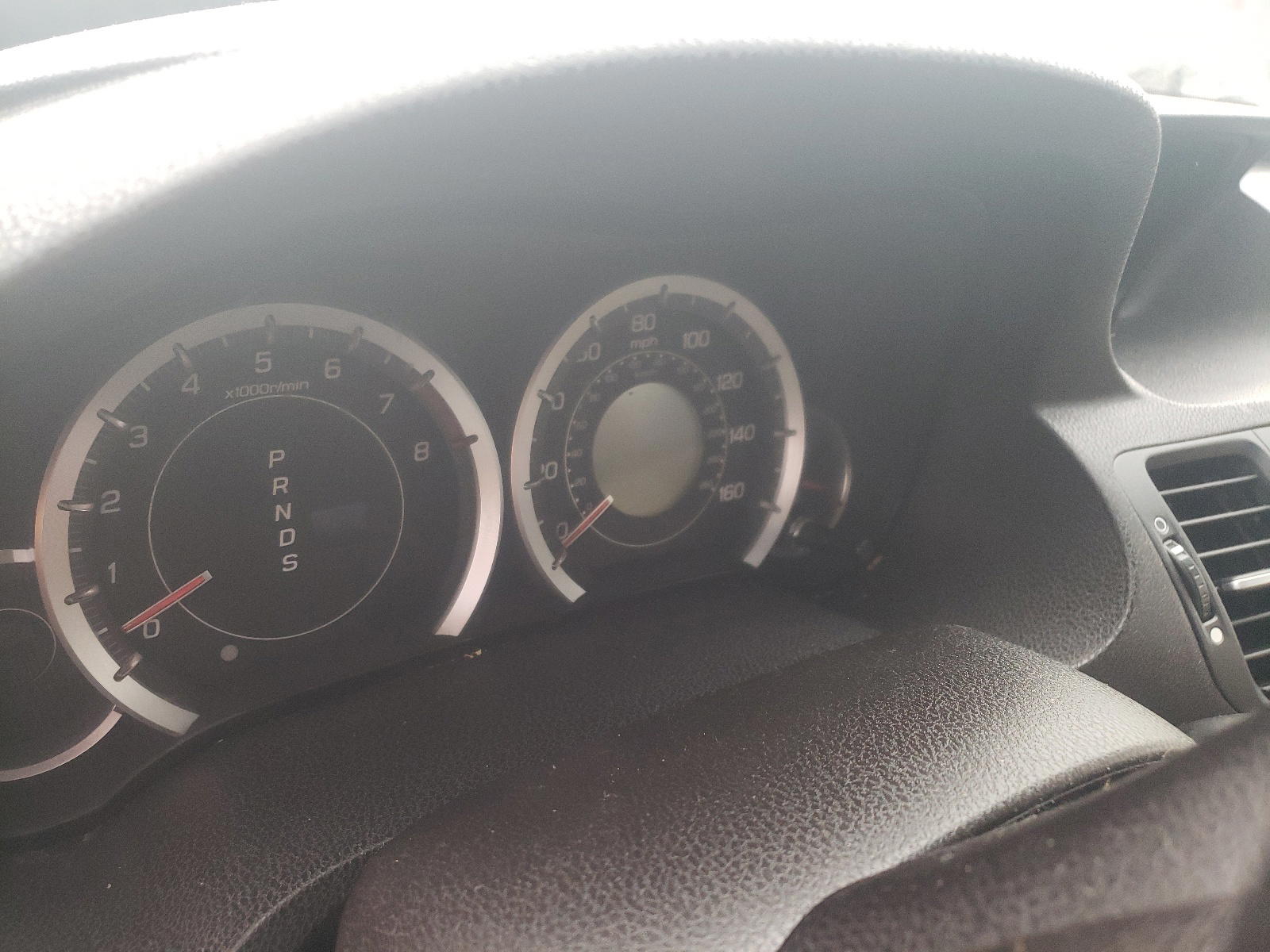 Photo 8 from auction – 2012 ACURA TSX with VIN JH4CU2F45CC006997