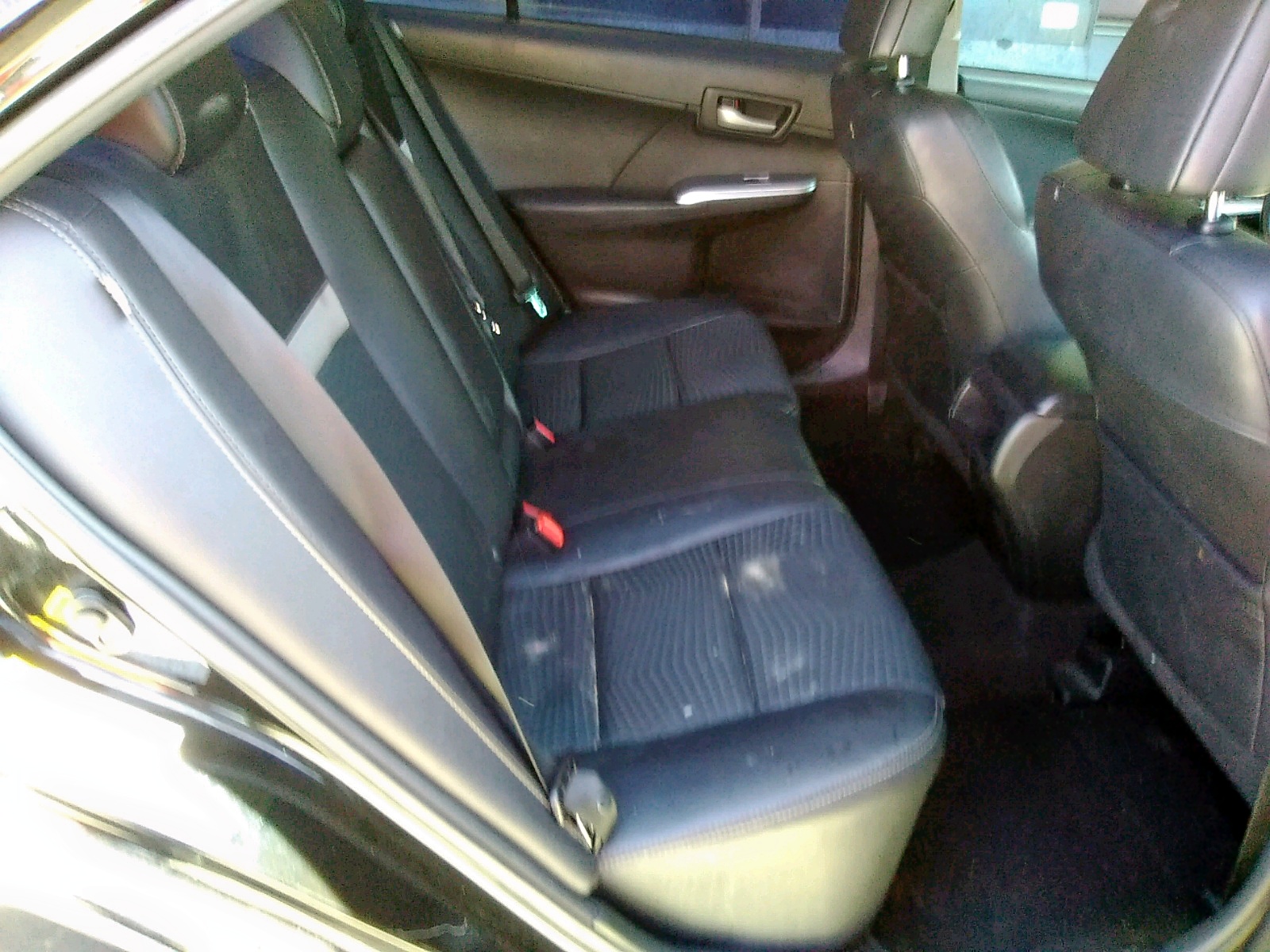 Photo 6 from auction – 2013 TOYOTA CAMRY L with VIN 4T1BF1FK0DU644338
