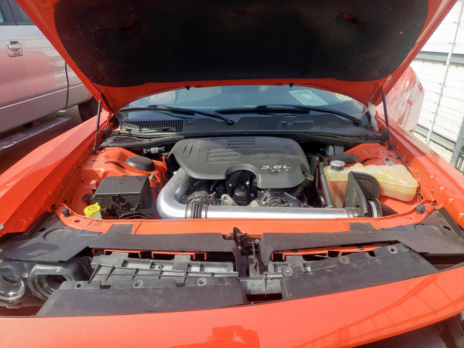Photo 7 from auction – 2016 DODGE CHALLENGER with VIN 2C3CDZAG6GH301139