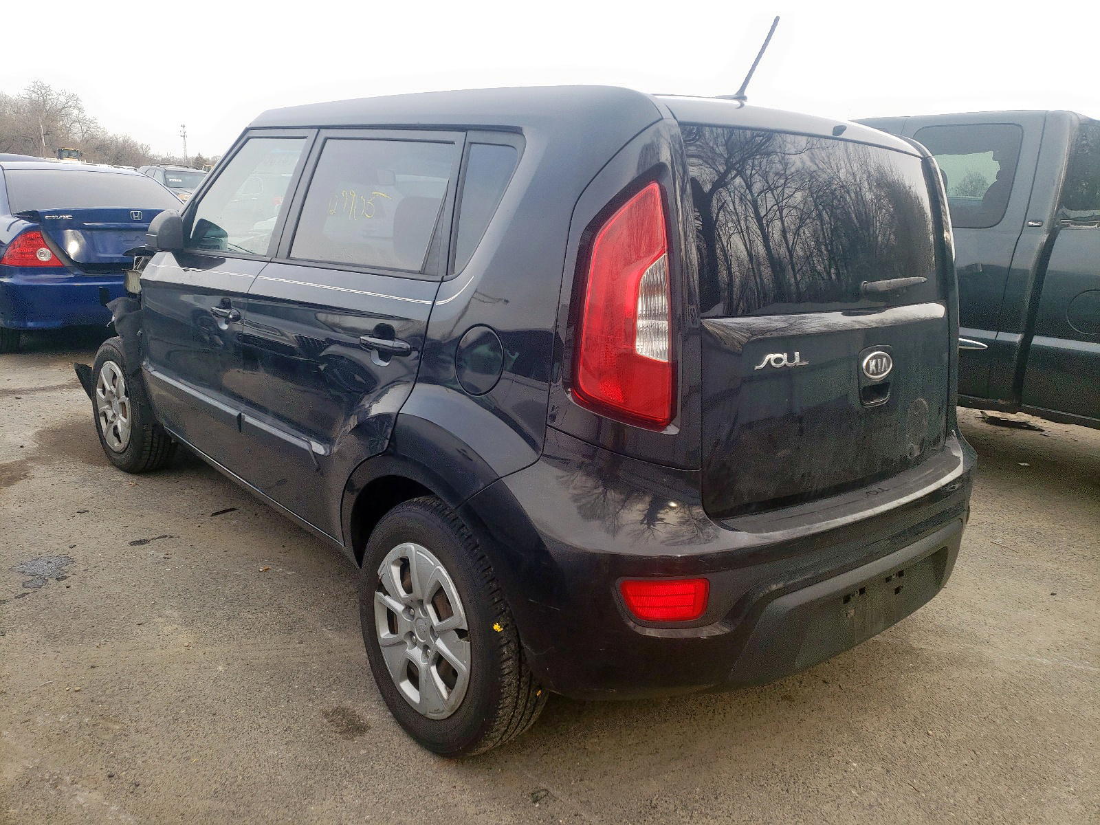Photo 3 from auction – 2012 KIA SOUL with VIN KNDJT2A59C7744564