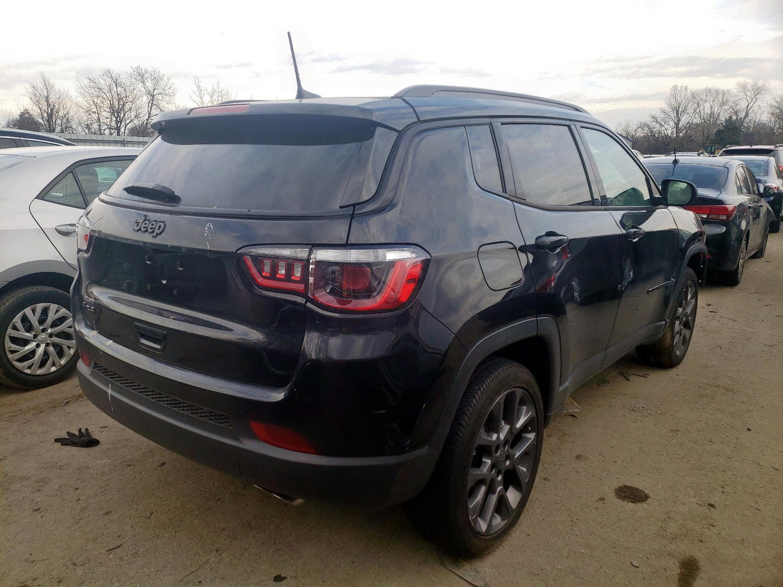 Photo 4 from auction – 2021 JEEP COMPASS 80 with VIN 3C4NJDEB6MT539302